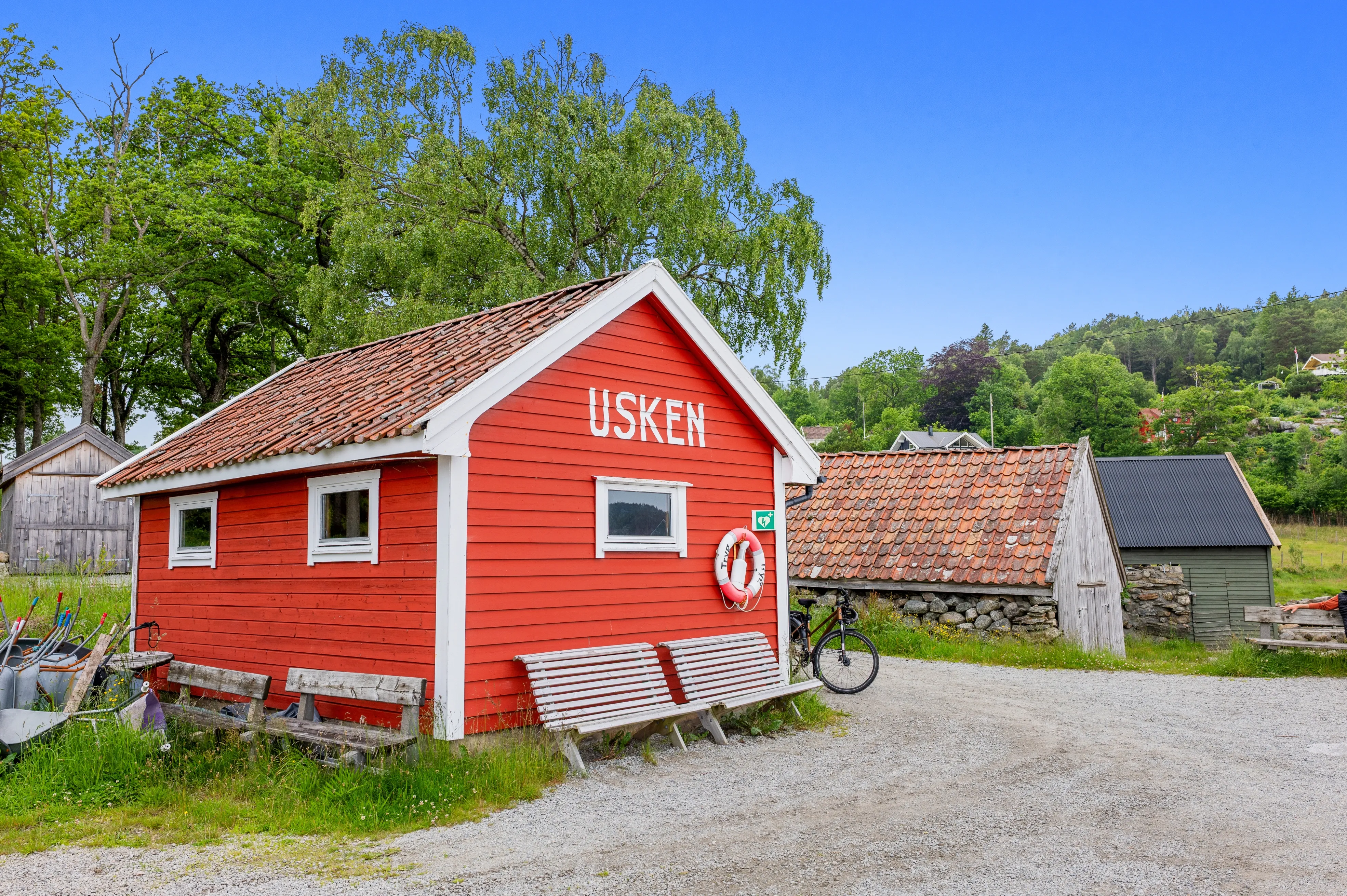 1990s Norwegian Cabin with Expansive Garden and Mooring Access - View image 32 of 39