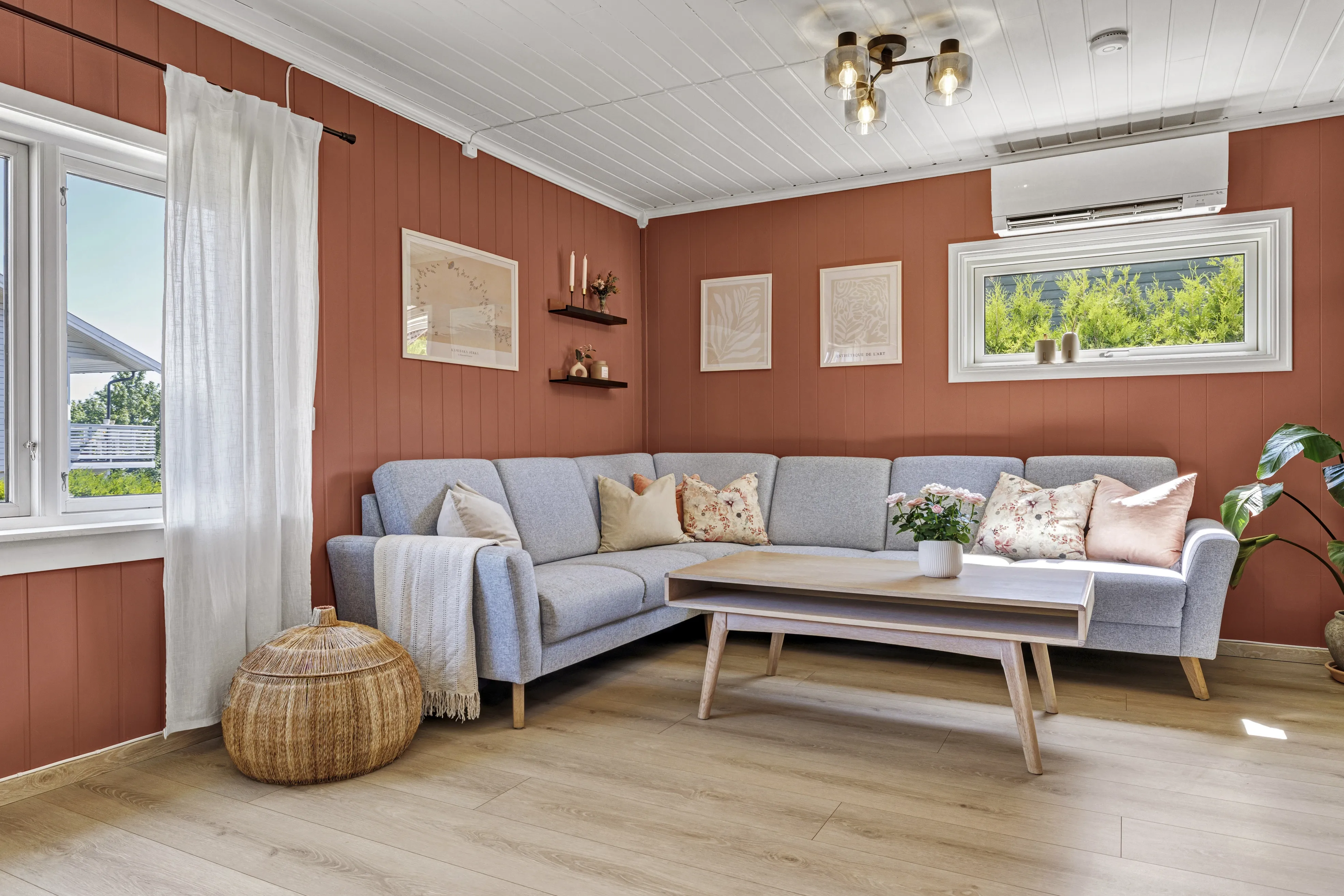 1911 Family Home with Garden and Balcony in Larvik, Norway - View image 12 of 42