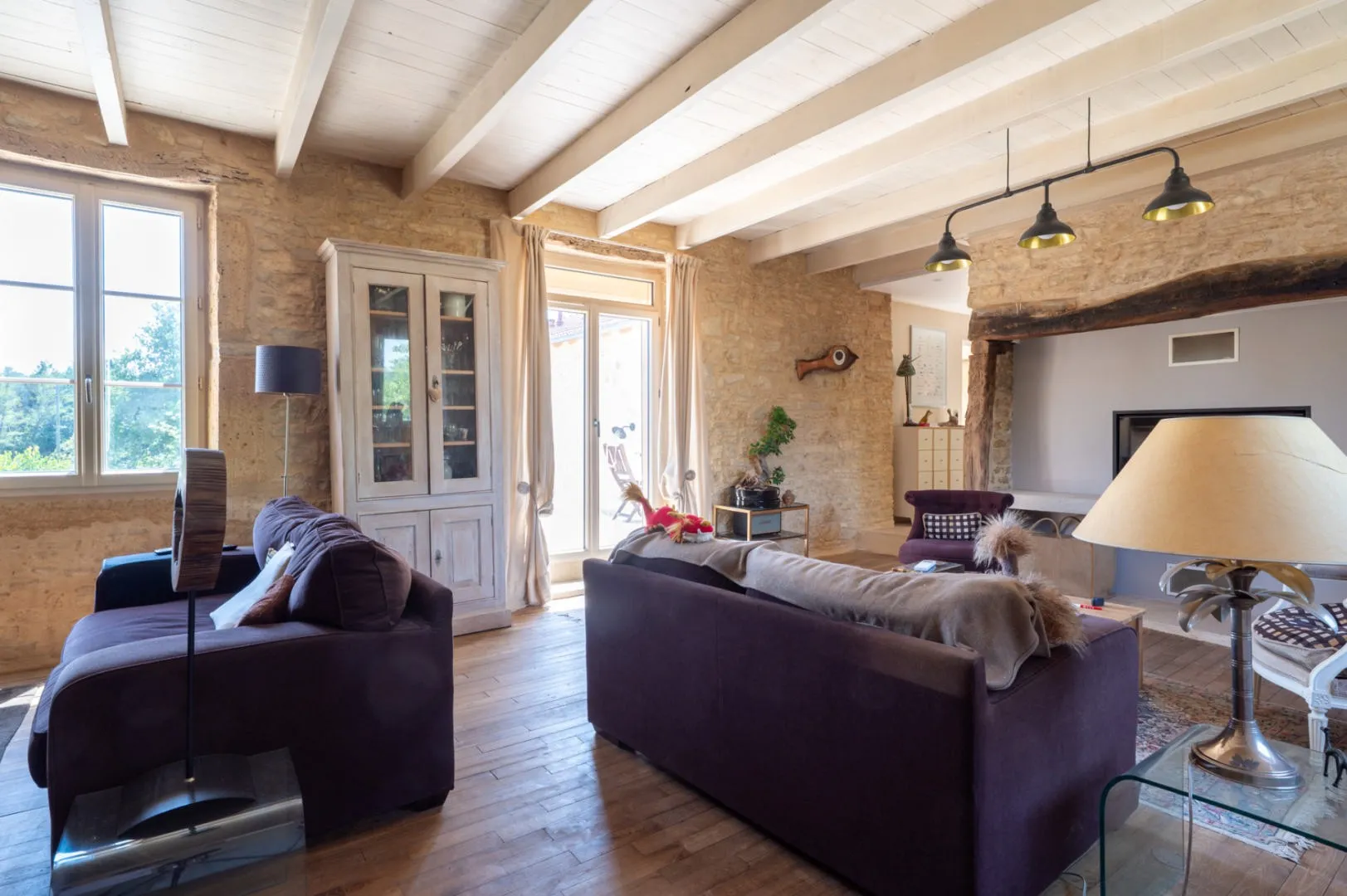 Contemporary 4-Bedroom House with Pool and Garden in Gourdon, France - View image 14 of 31