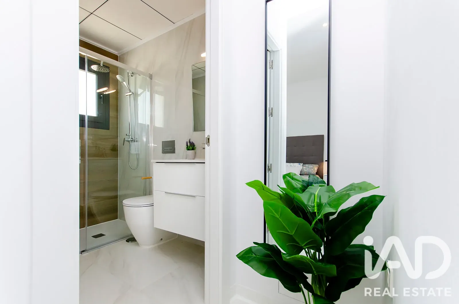 Modern 3-Bedroom House with Pool in Orihuela's Sunny Locale - View image 8 of 36