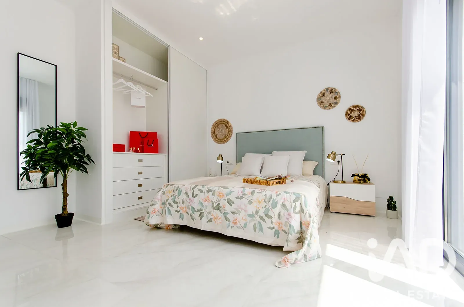 Modern 3-Bedroom House with Pool in Orihuela's Sunny Locale - View image 9 of 36