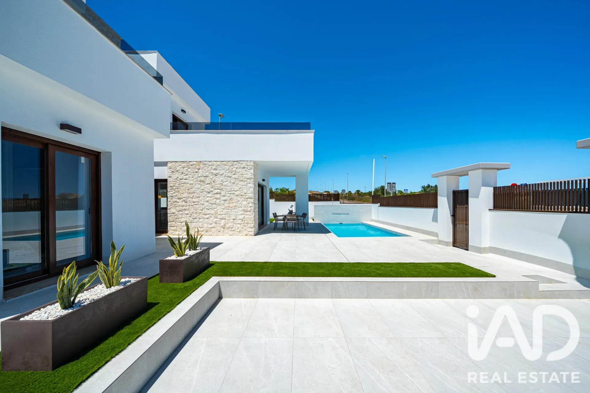 Modern 4-Bedroom Villa with Pool and Garden in Orihuela Spain - Image 2