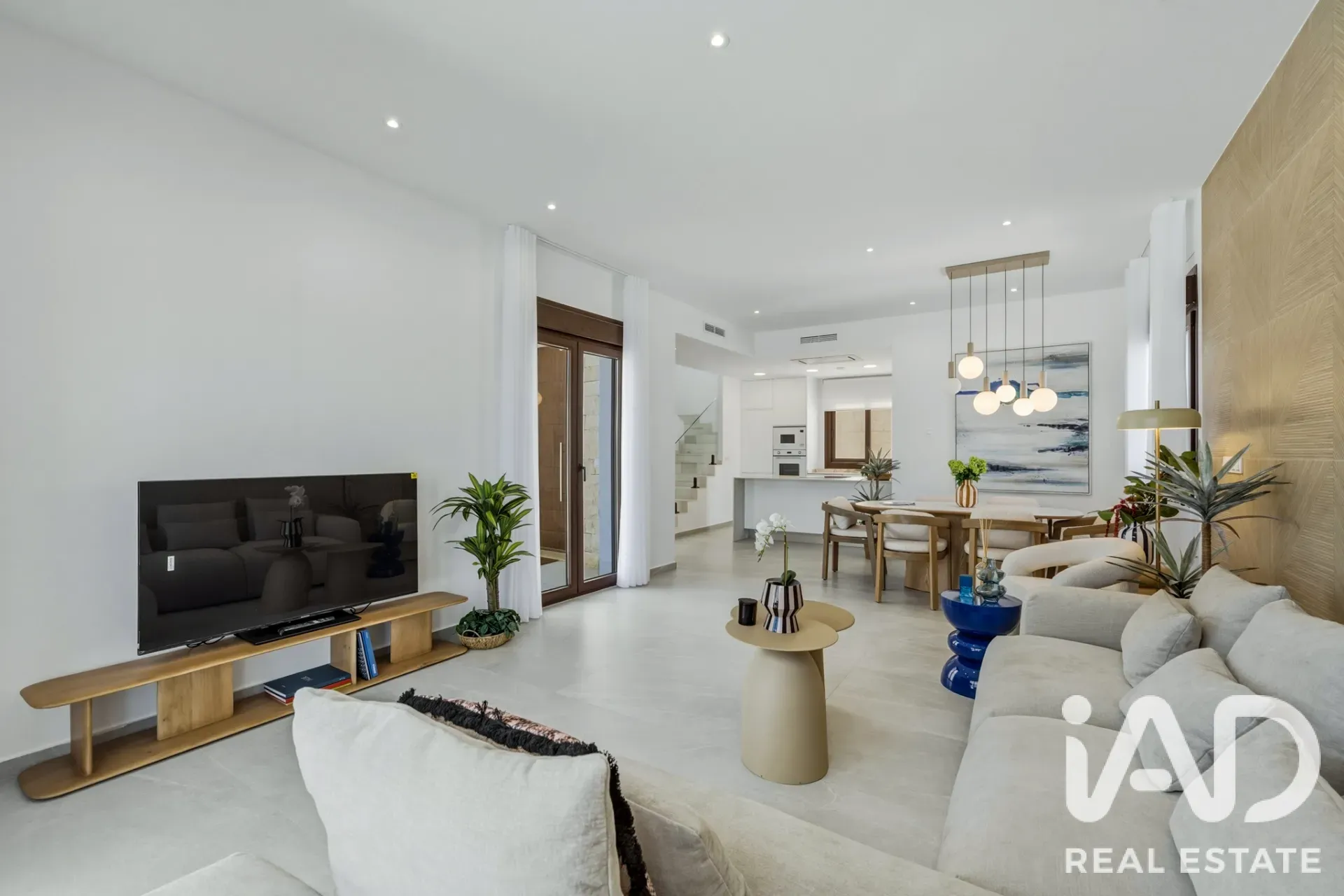 Modern 4-Bedroom Villa with Pool and Garden in Orihuela Spain - View image 11 of 39