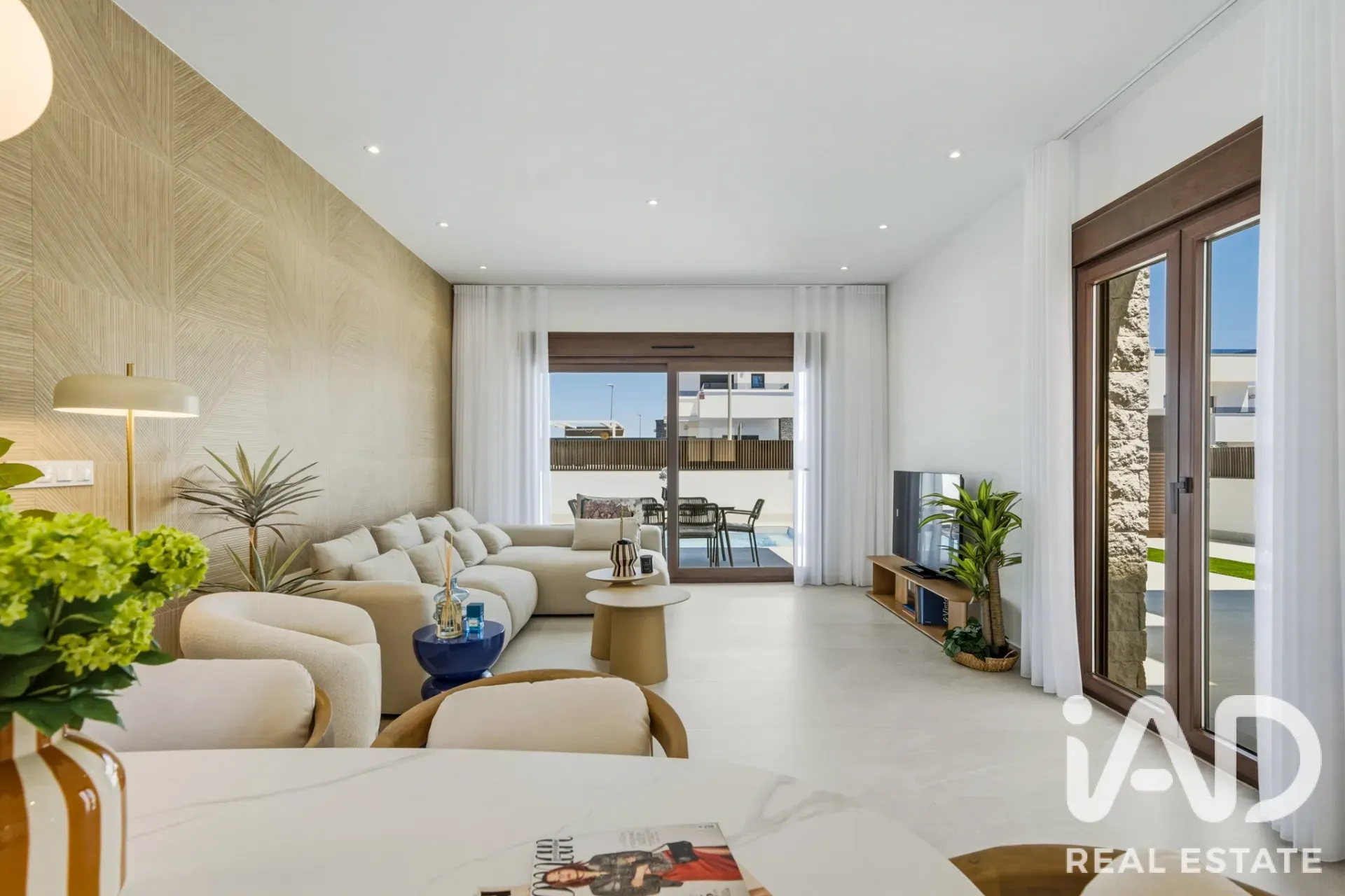 Modern 4-Bedroom Villa with Pool and Garden in Orihuela Spain - View image 14 of 39