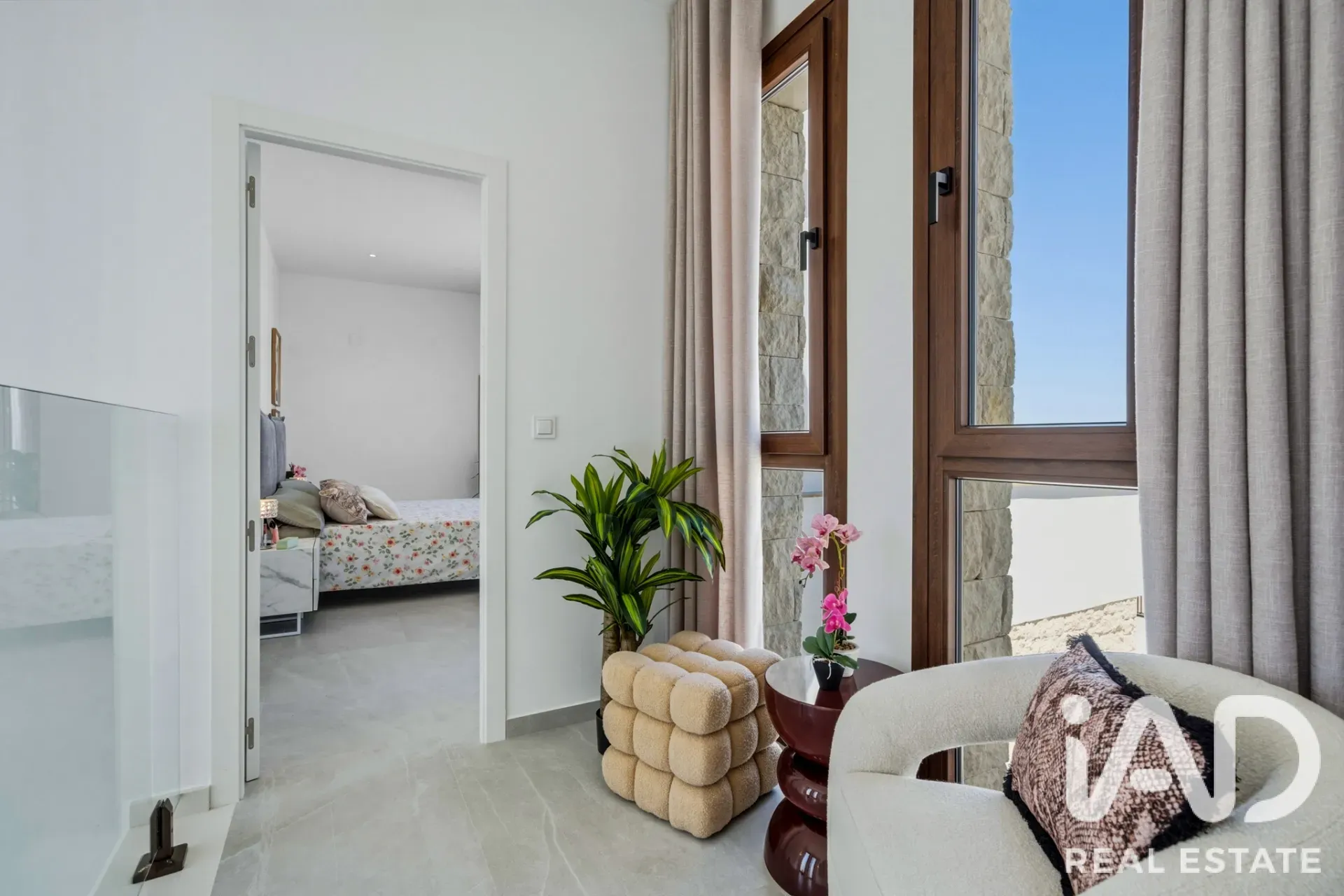 Modern 4-Bedroom Villa with Pool and Garden in Orihuela Spain - View image 20 of 39