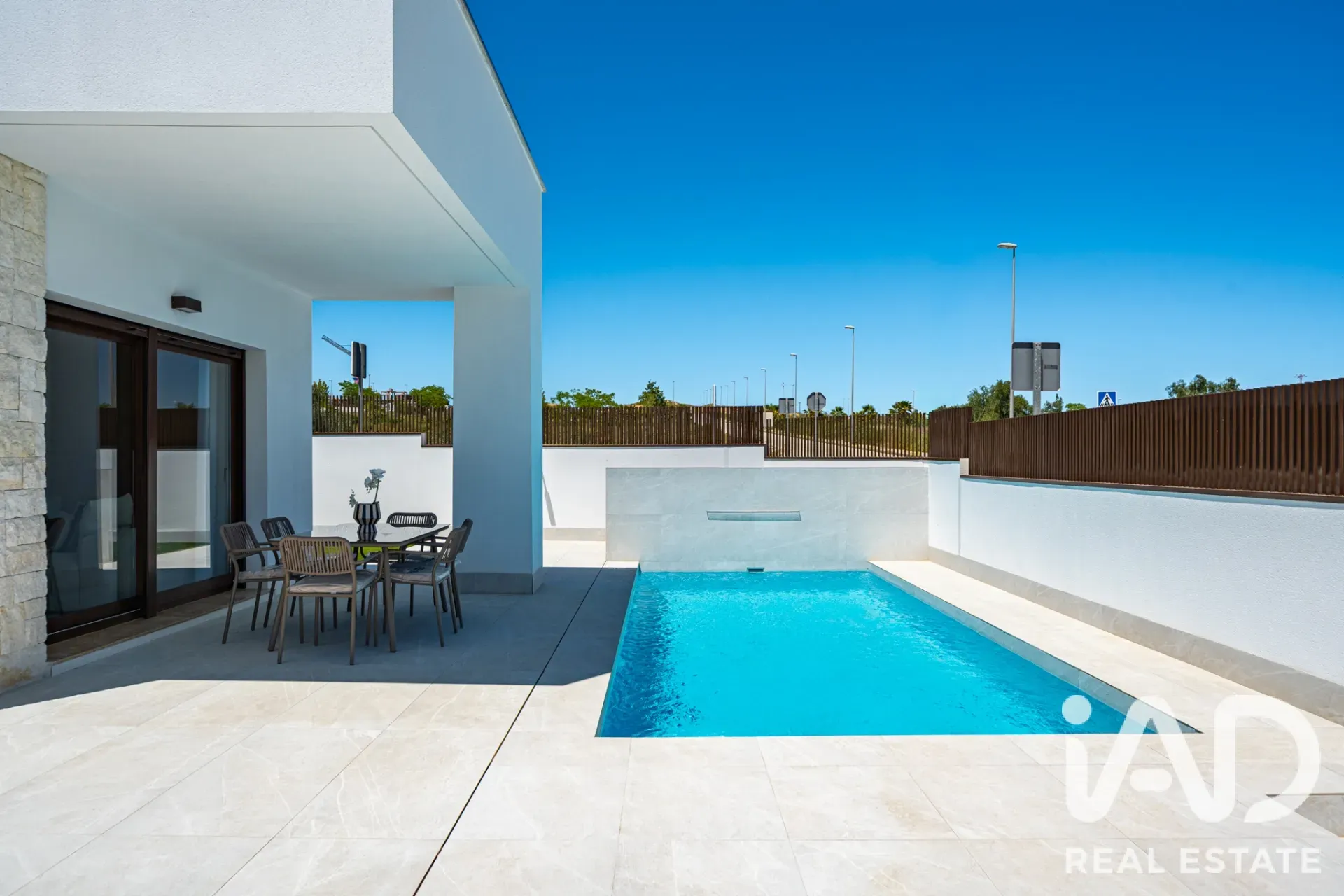 Modern 4-Bedroom Villa with Pool and Garden in Orihuela Spain - View image 37 of 39