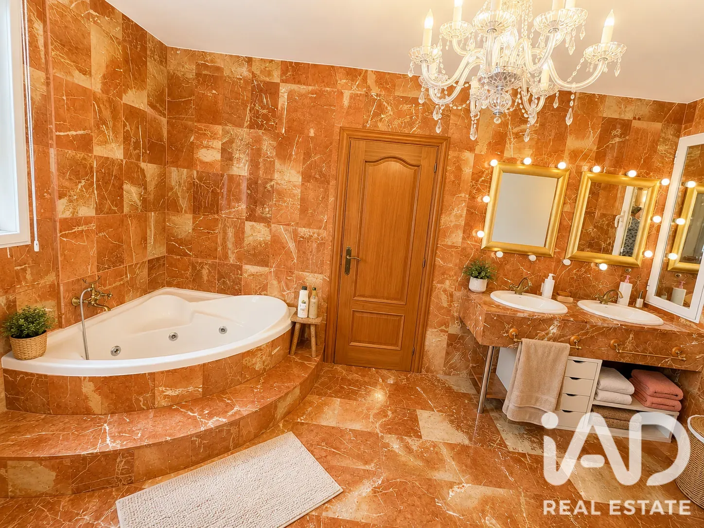 Spacious 6-Bedroom Villa with Pool and Gardens in Cehegín, Spain - View image 9 of 34
