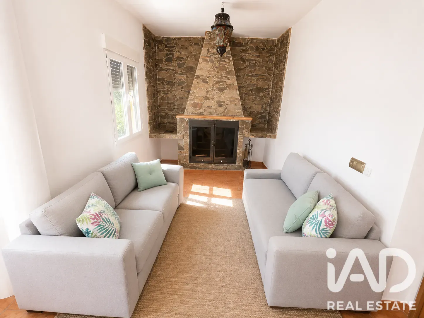 Spacious 6-Bedroom Villa with Pool and Gardens in Cehegín, Spain - View image 14 of 34