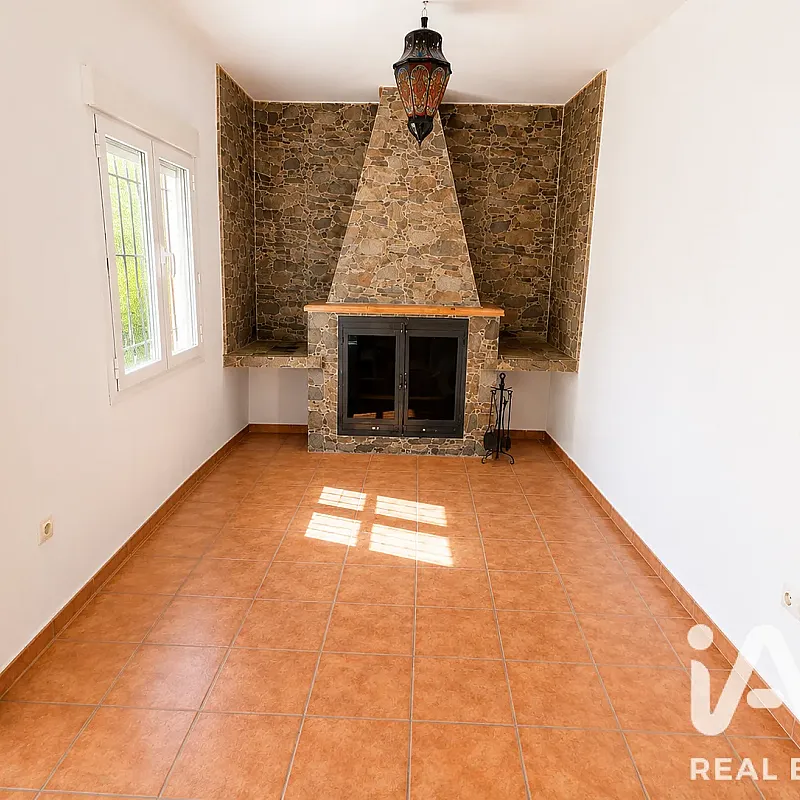 View image 17