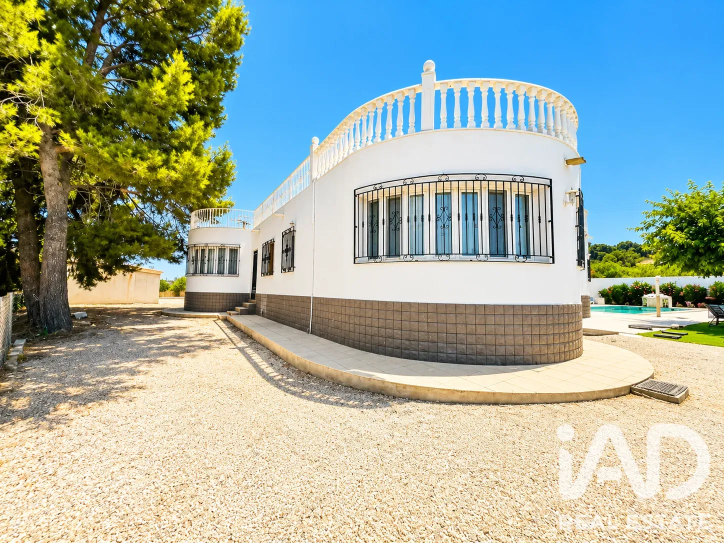 Spacious 6-Bedroom Villa with Pool and Gardens in Cehegín, Spain - View image 32 of 34