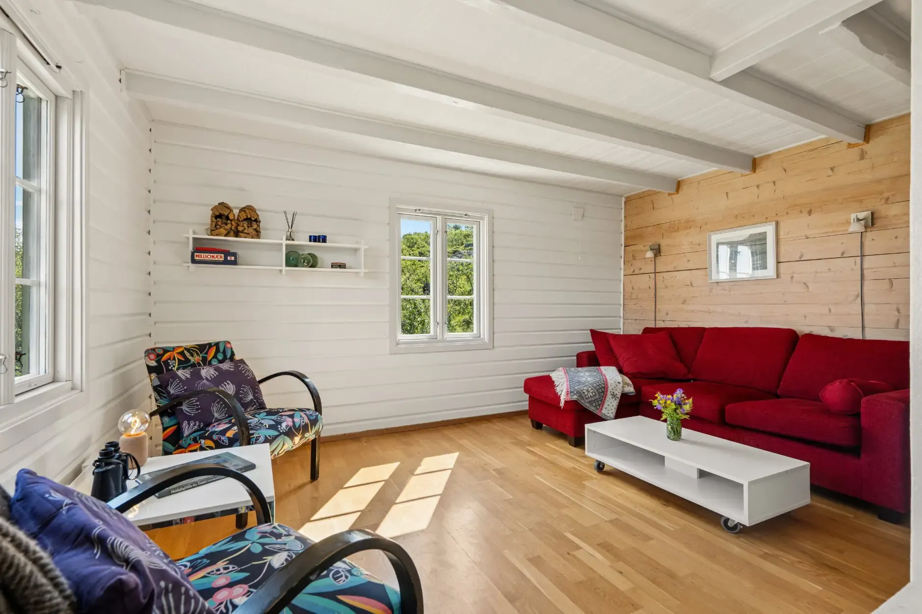 1940s Coastal Retreat with Expansive Lot in Vannvåg, Norway - View image 7 of 35