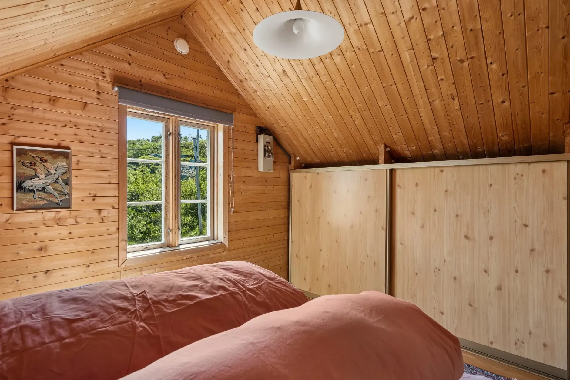 1940s Coastal Retreat with Expansive Lot in Vannvåg, Norway - View image 21 of 35