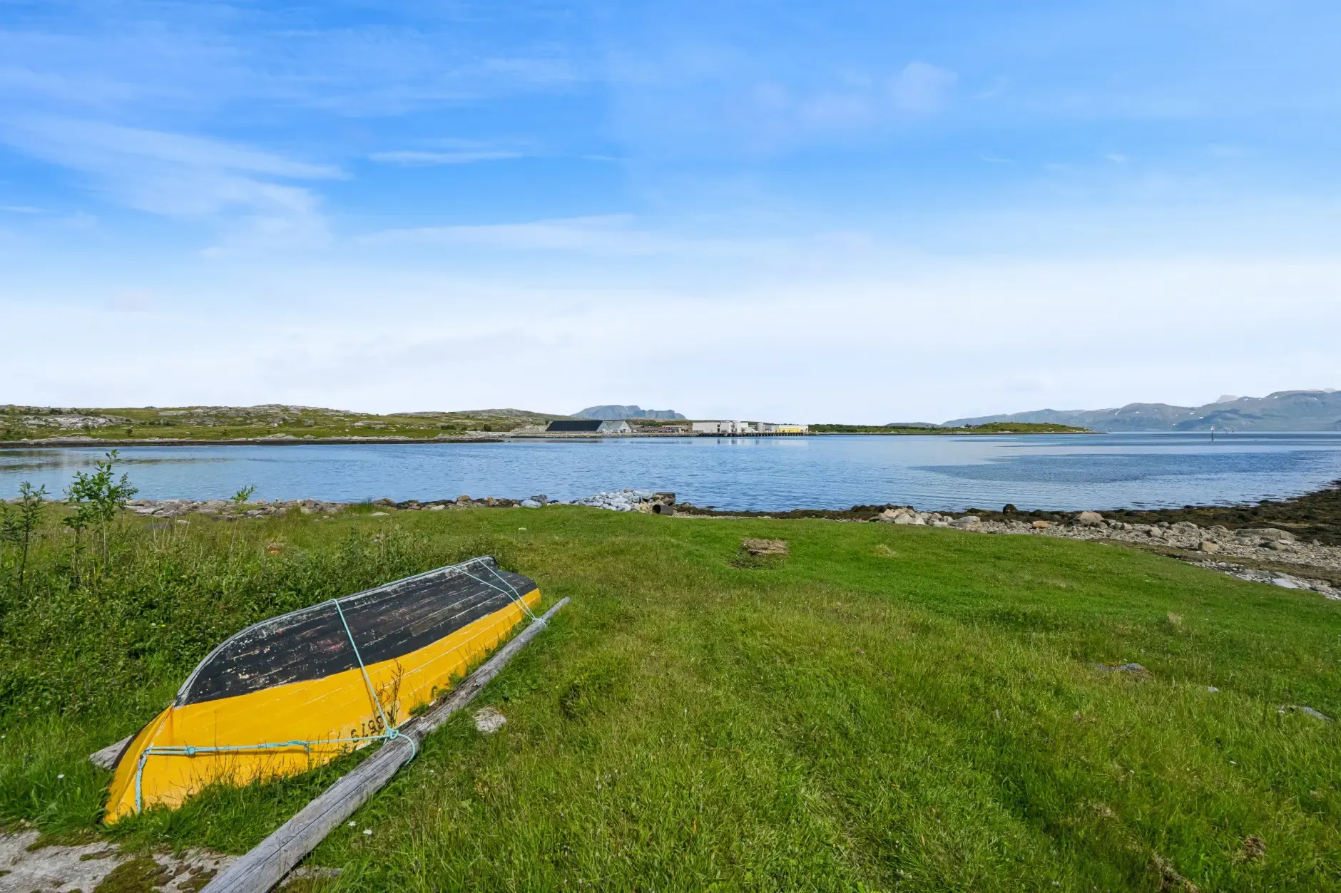 1940s Coastal Retreat with Expansive Lot in Vannvåg, Norway - View image 26 of 35