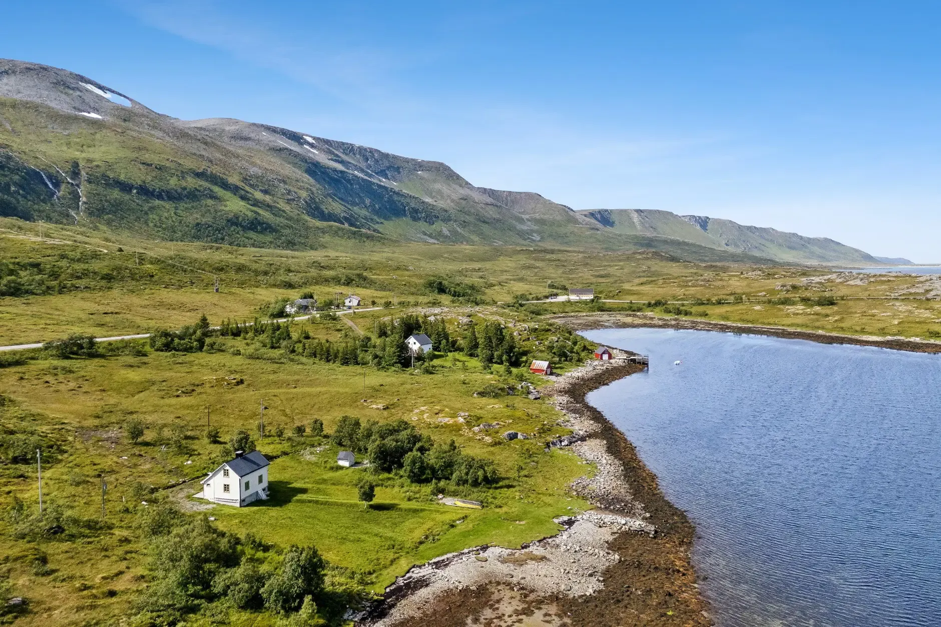 1940s Coastal Retreat with Expansive Lot in Vannvåg, Norway - View image 31 of 35