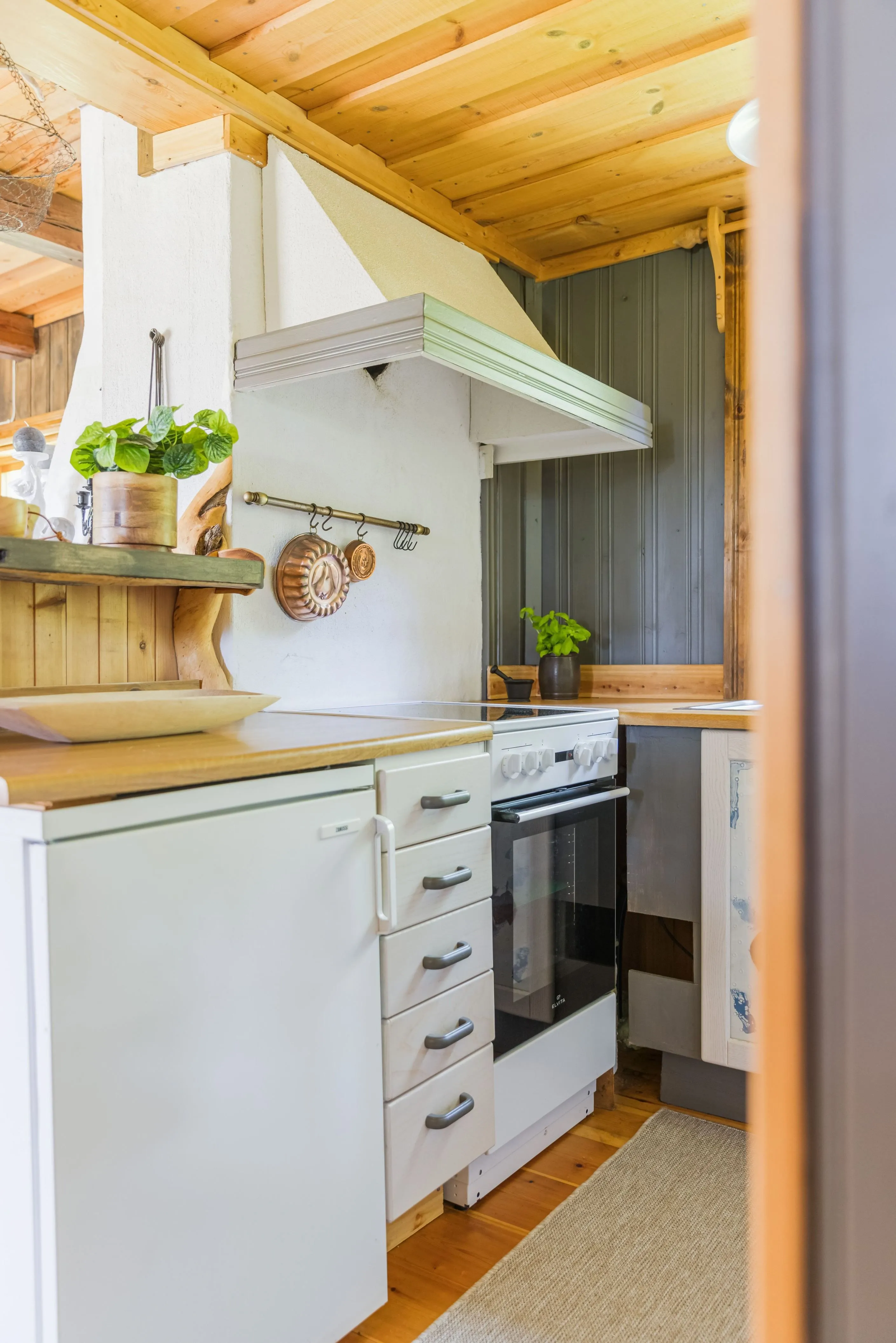 1960s Country House Near Skiing in Hede with Expansive Garden - View image 8 of 29
