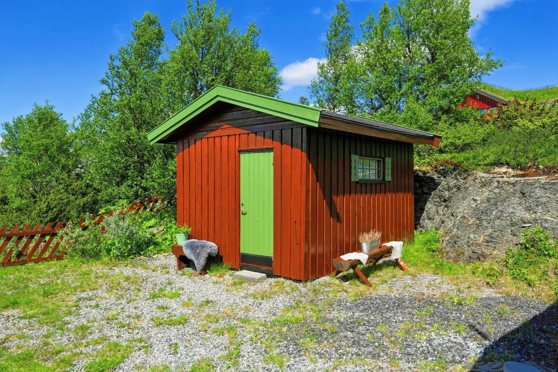 Maisemallinen 3 makuuhuoneen mökki Ryfossissa, parveke ja terassi - Näytä kuva 27 / 27