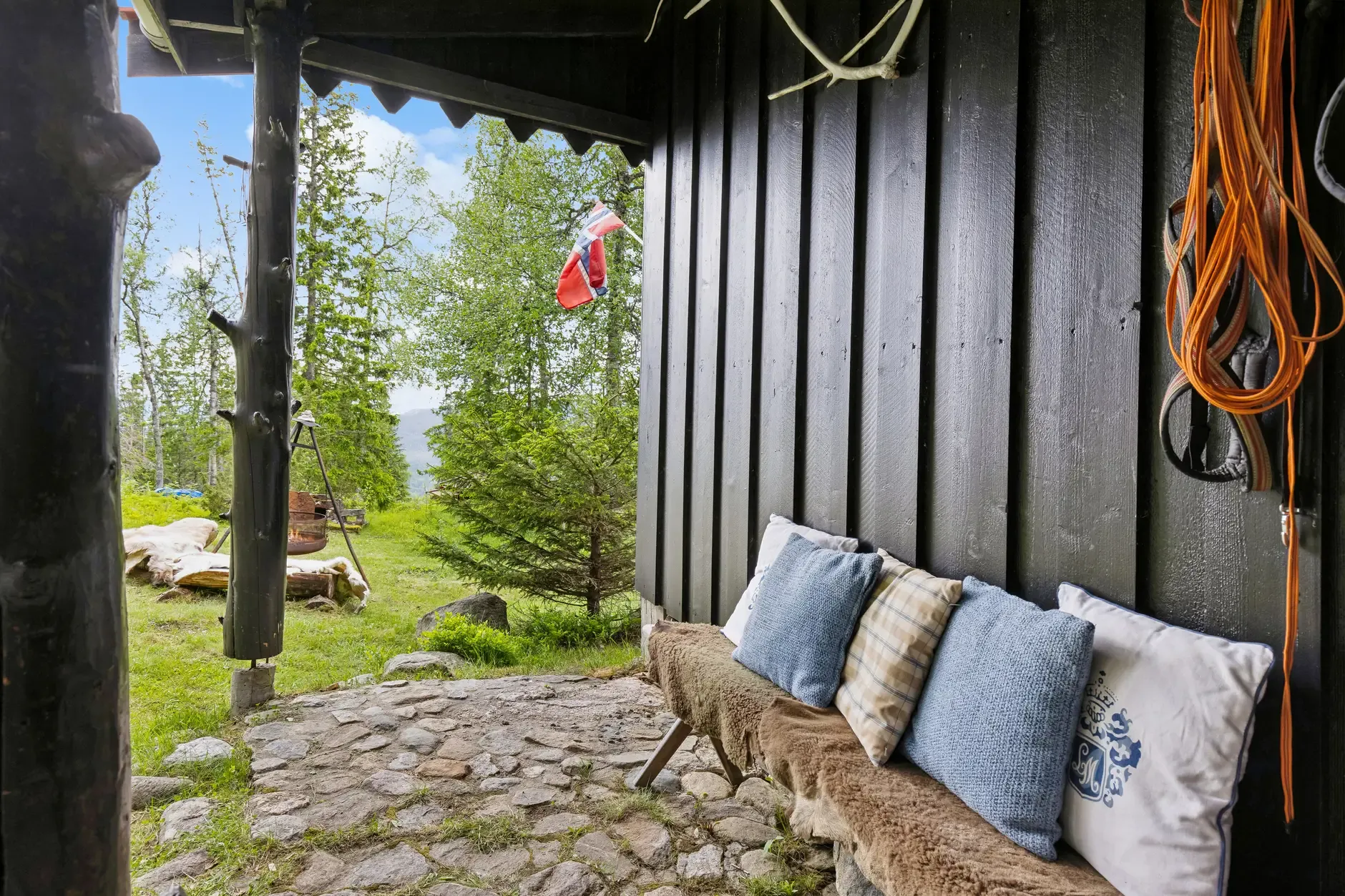 Chalet degli anni '70 con due camere da letto e ampio terreno a Eggedal, Norvegia - Visualizza immagine 7 di 39