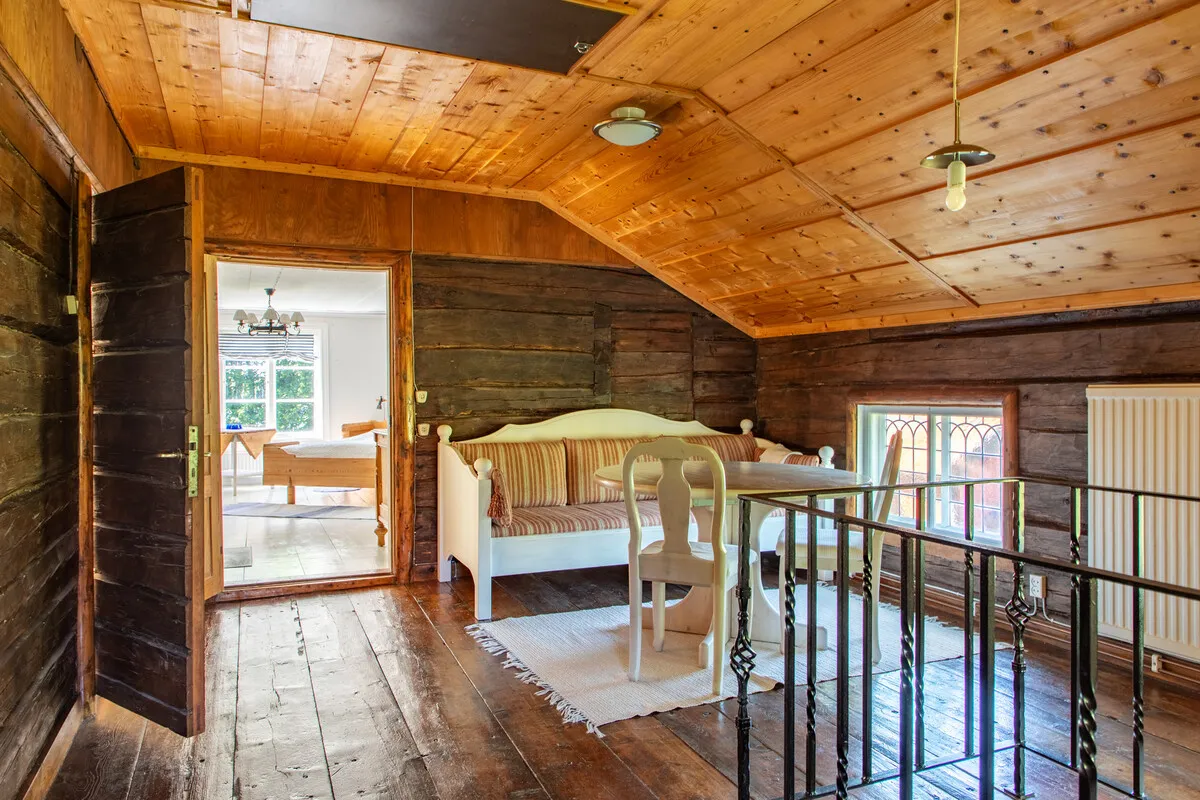 Historic 4-Bedroom Farmhouse with Expansive Land and Private Jetty in Väddö - View image 40 of 64