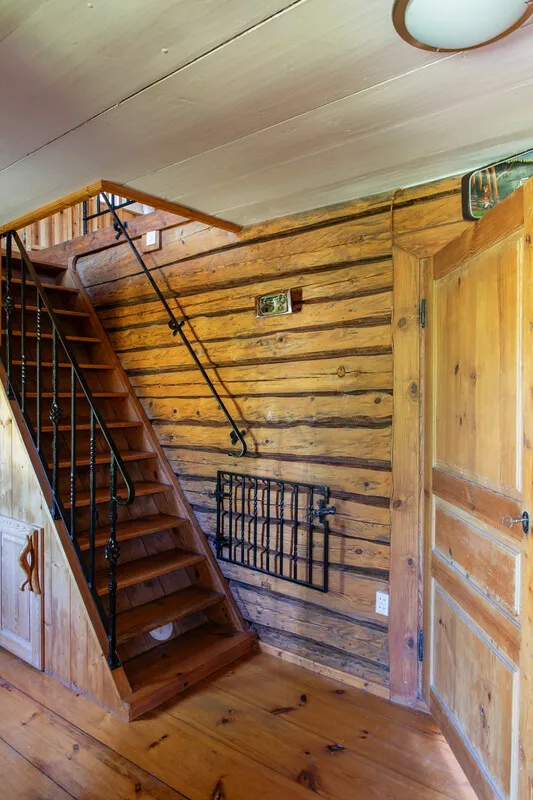 Historic 4-Bedroom Farmhouse with Expansive Land and Private Jetty in Väddö - View image 42 of 64
