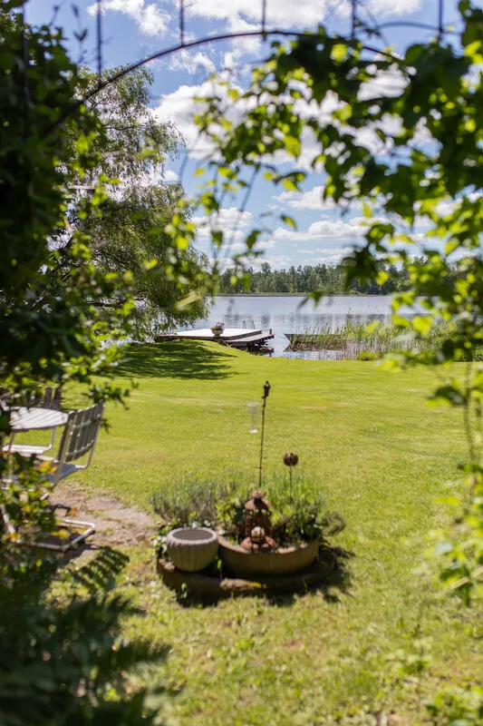 Historic 4-Bedroom Farmhouse with Expansive Land and Private Jetty in Väddö - View image 57 of 64