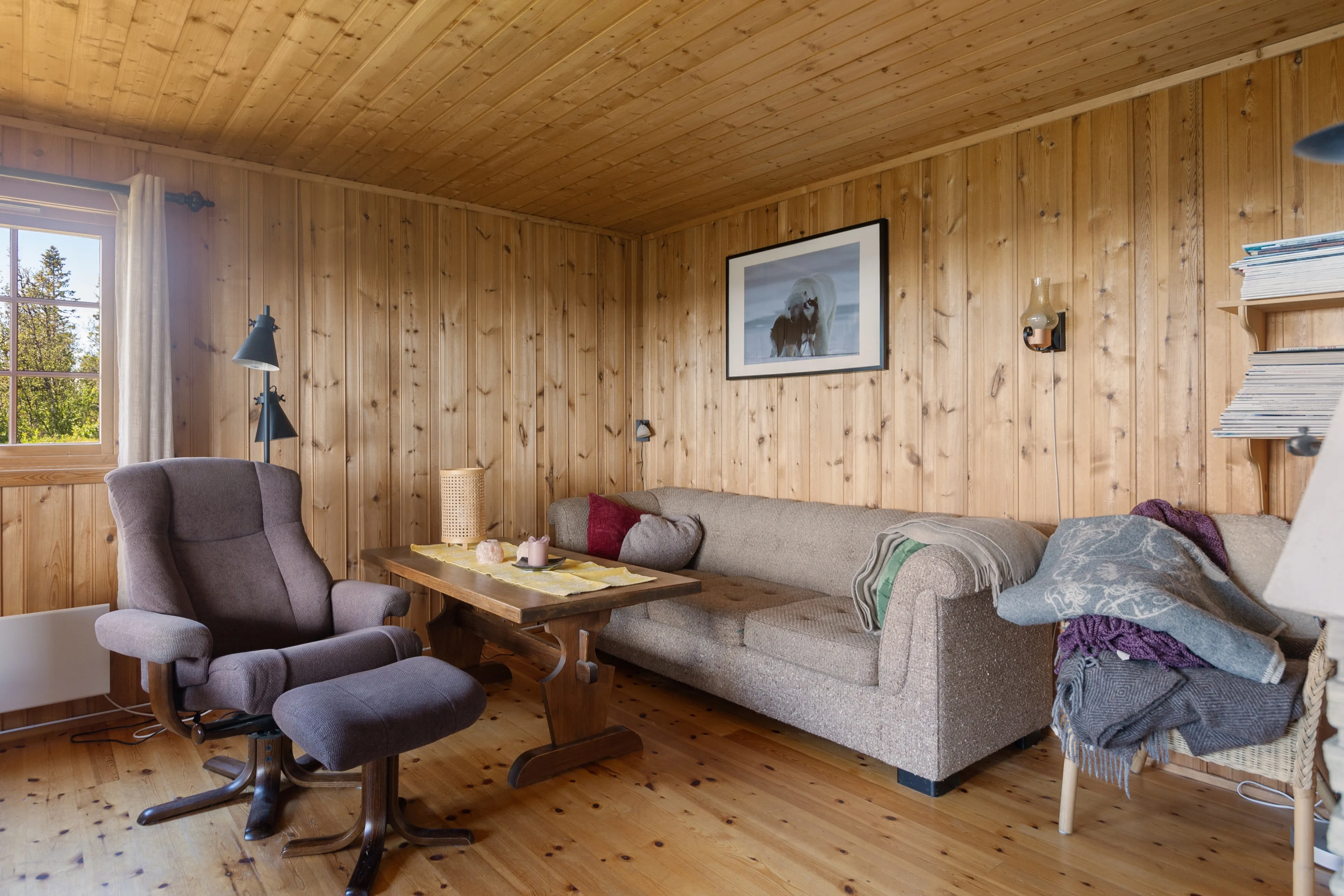 1978 Cabin with Scenic Views in Valdres, Norway – Ideal for Renovation - View image 18 of 32