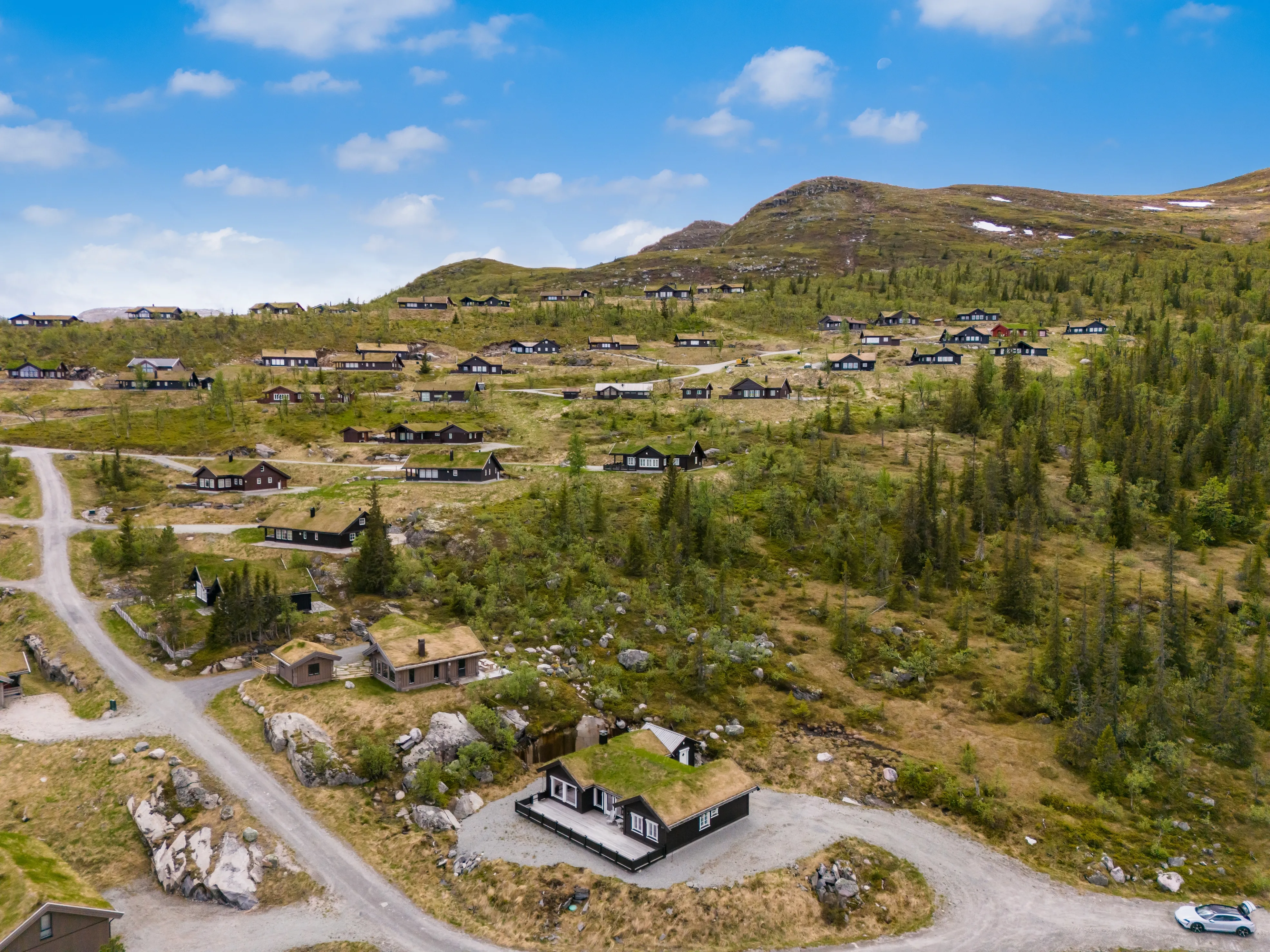 Modern 4-Bedroom Cabin with Terrace in Norway's Scenic Øvre Reinsjøfjell - Image 5