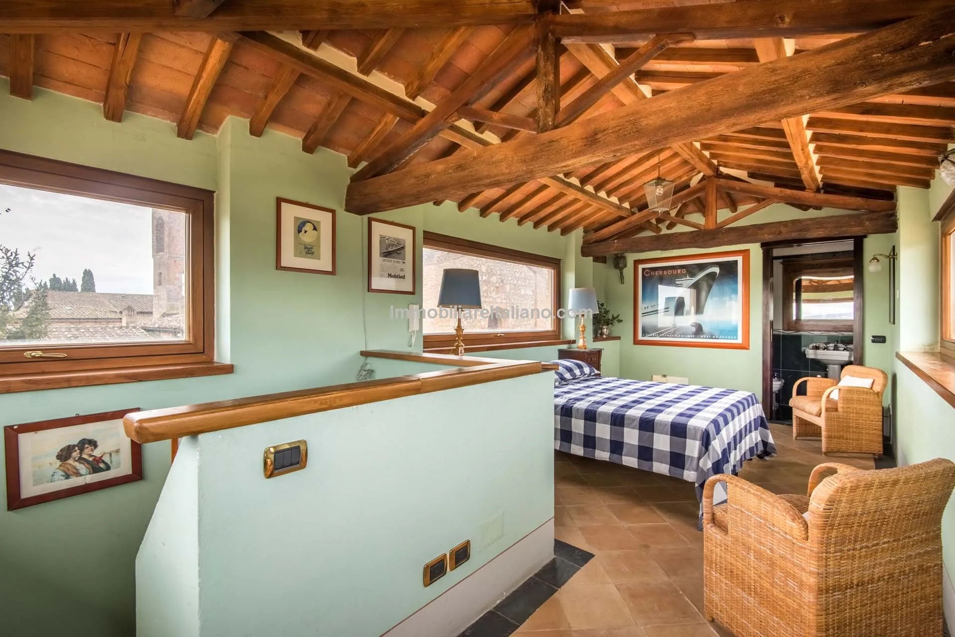 Ruime villa met 12 slaapkamers, tuin en terras in de buurt van Siena - Bekijk afbeelding 66 van 73