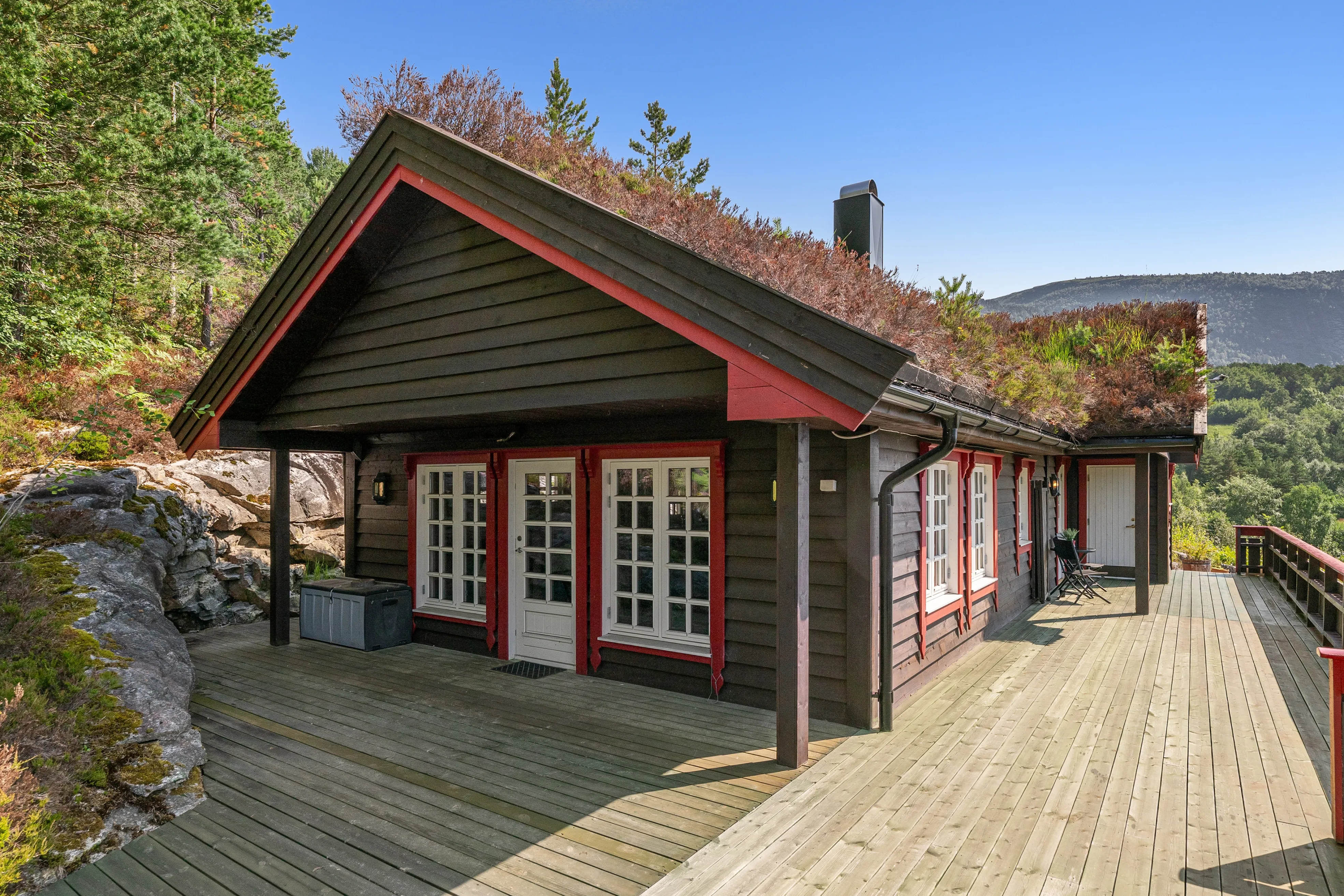 Casa norvegese del 2010 con ampia terrazza e vista panoramica a Eidsvåg - Visualizza immagine 22 di 31