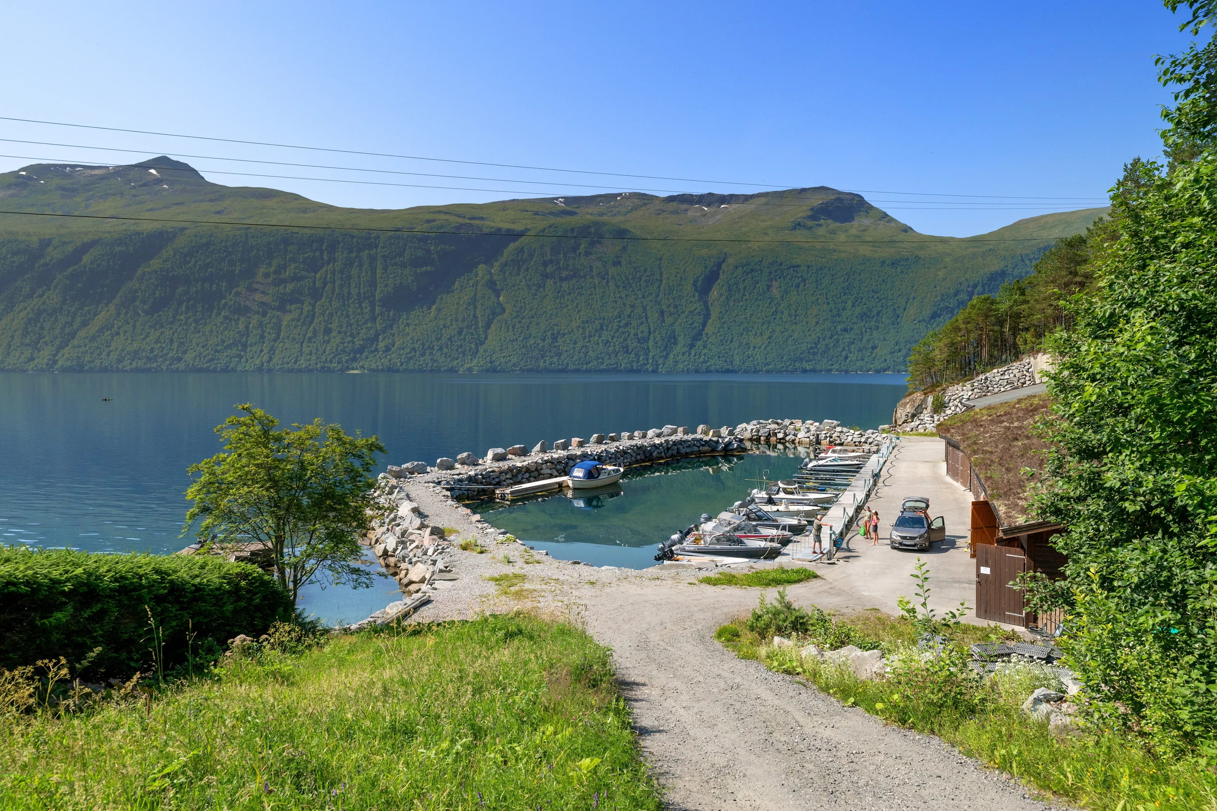 Casa norvegese del 2010 con ampia terrazza e vista panoramica a Eidsvåg - Visualizza immagine 27 di 31
