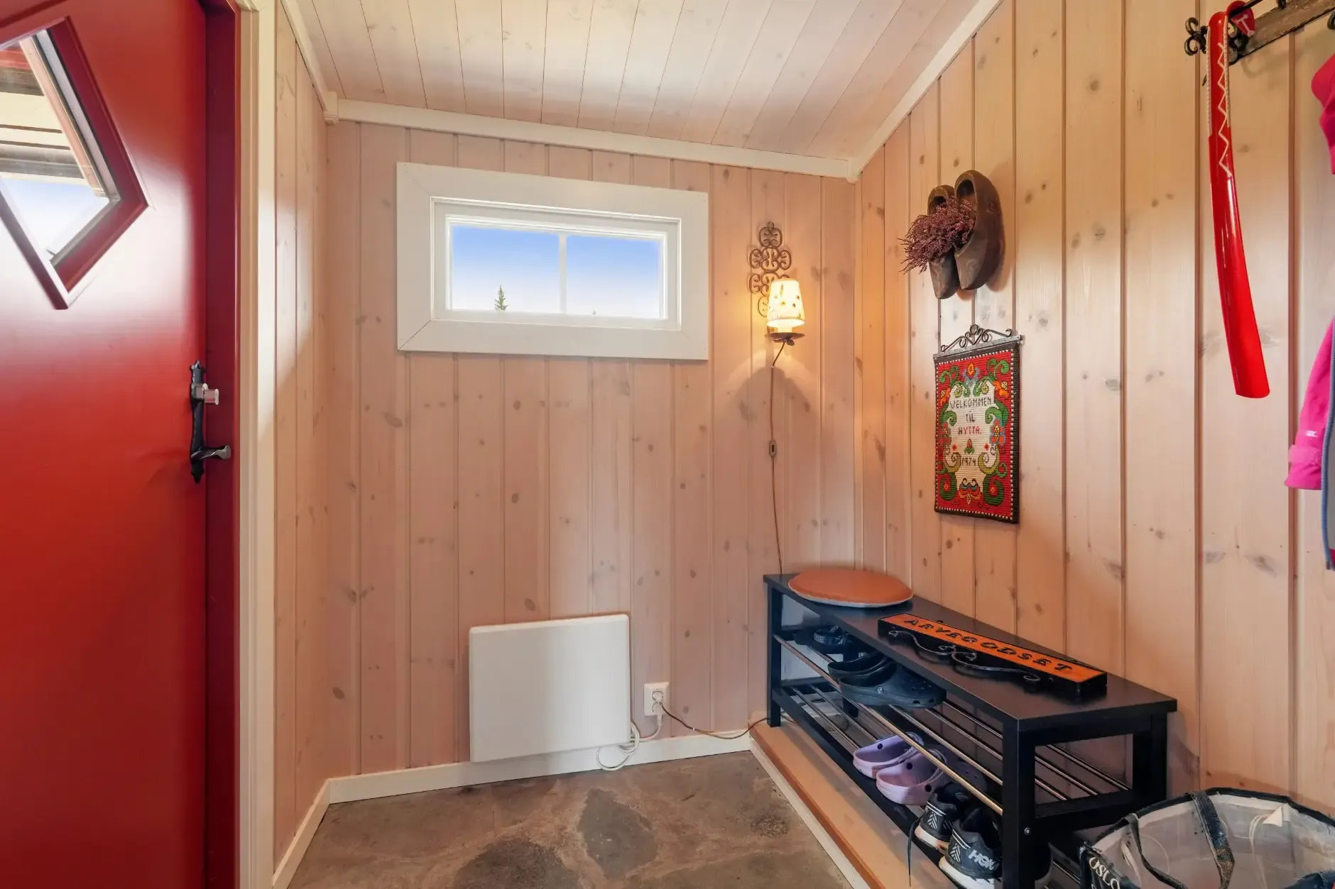 1960s Country House with Modern Comforts in Norway's Scenic Fjellstølen - View image 6 of 29