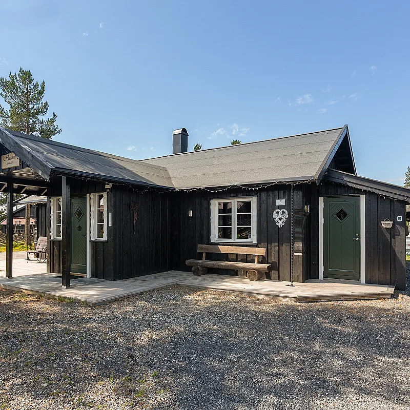 Contemporary 2-Bedroom Cabin with Expansive Terrace in Norway's Tisleidalen