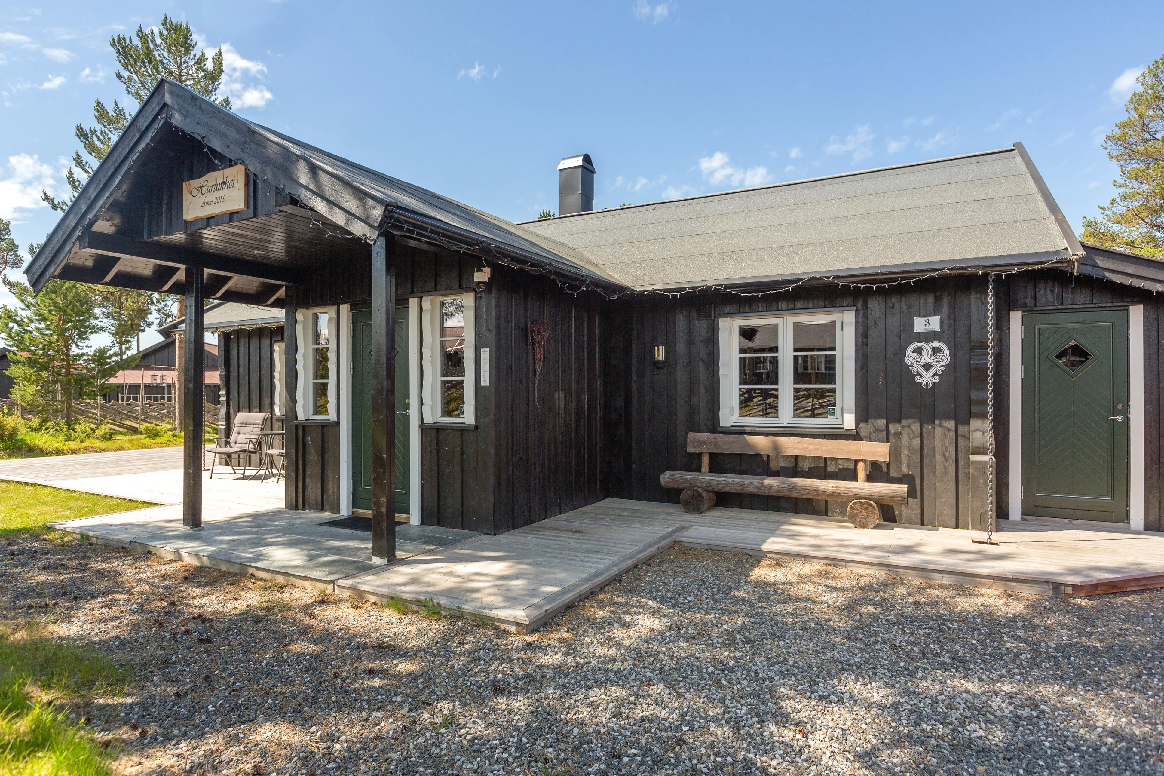 Contemporary 2-Bedroom Cabin with Expansive Terrace in Norway's Tisleidalen - View image 31 of 35