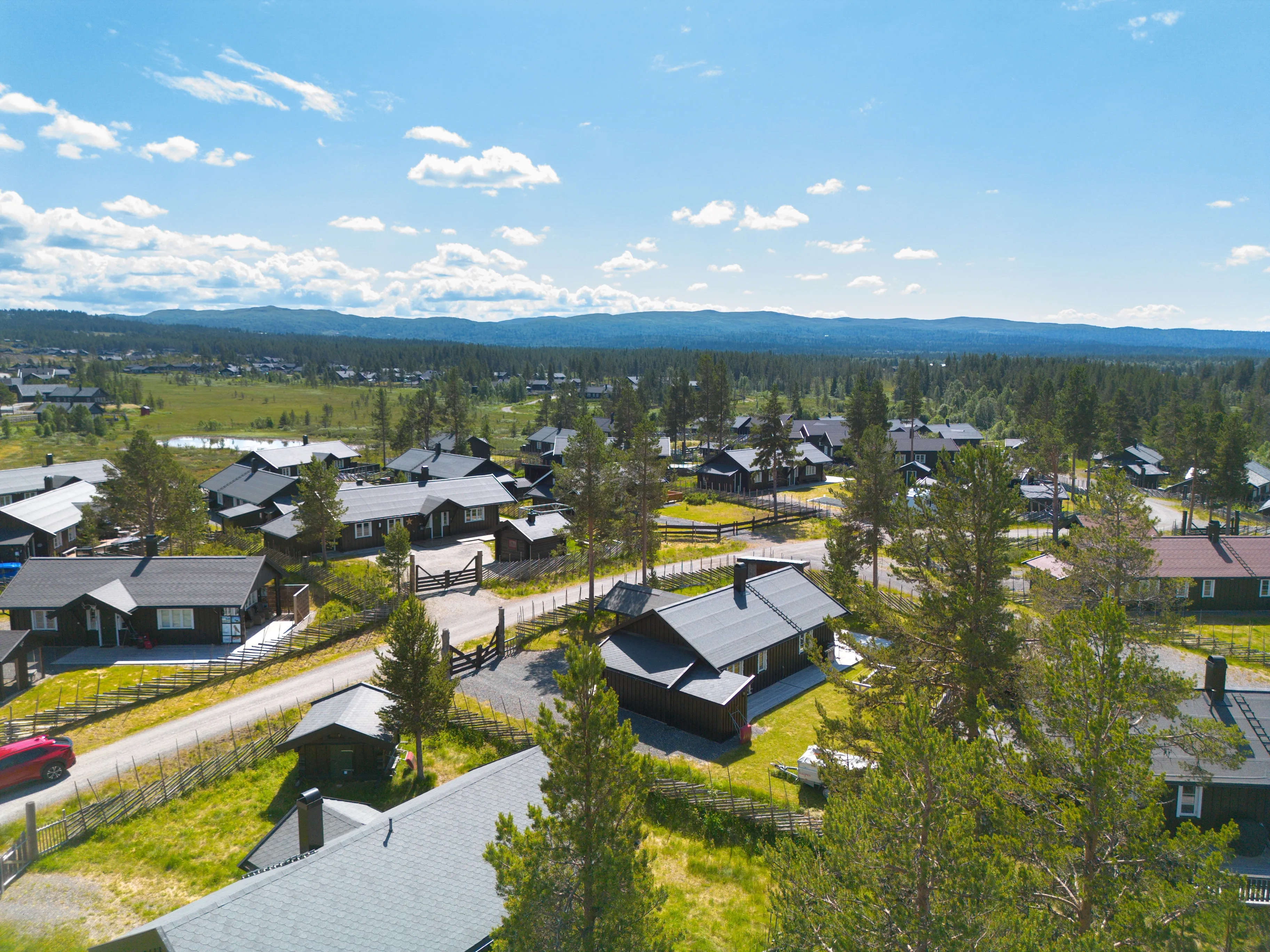 Contemporary 2-Bedroom Cabin with Expansive Terrace in Norway's Tisleidalen - View image 35 of 35
