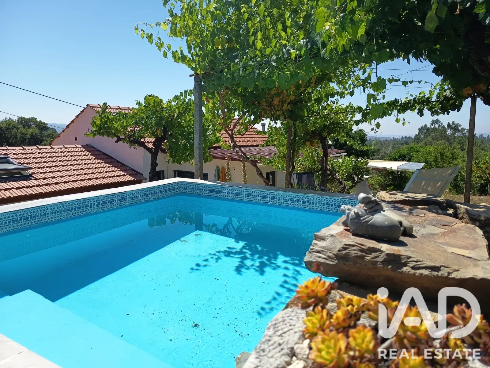 3-Bedroom Furnished Home with Pool and Garden in Scenic Sertã, Portugal - View image 29 of 37
