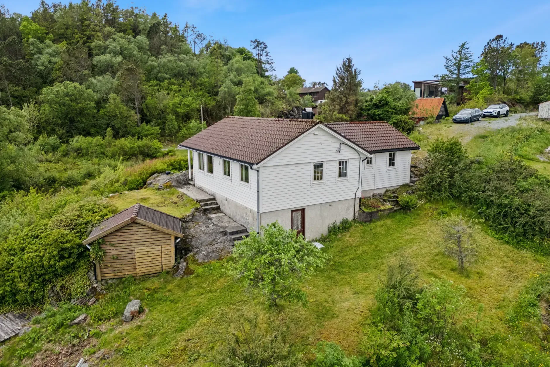 1980s Norwegian Coastal Retreat with Terrace and Private Boat House - View image 6 of 45