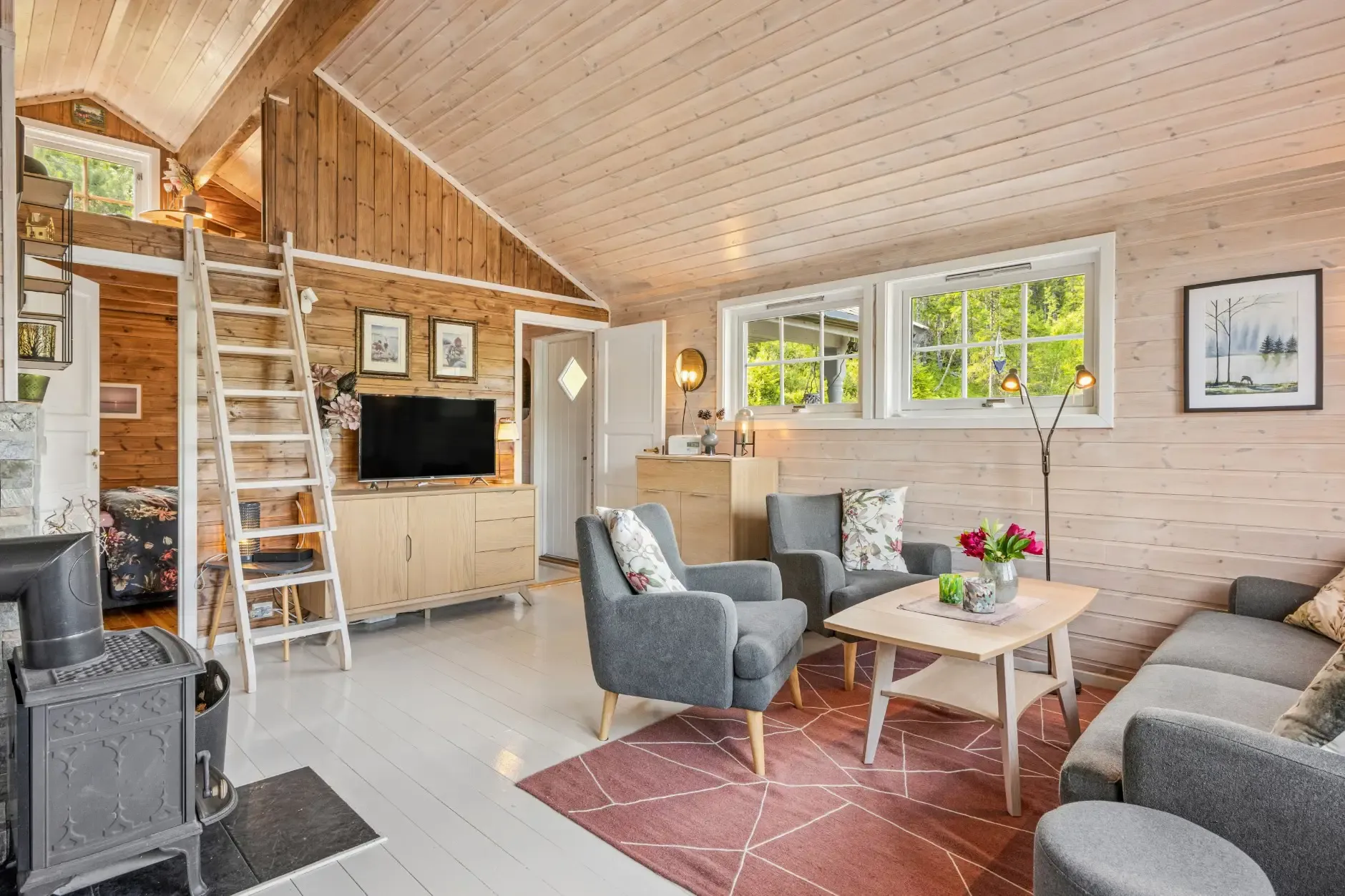 Modern 2-Bedroom Cabin with Expansive Terrace in Scenic Namsos, Norway - View image 9 of 33