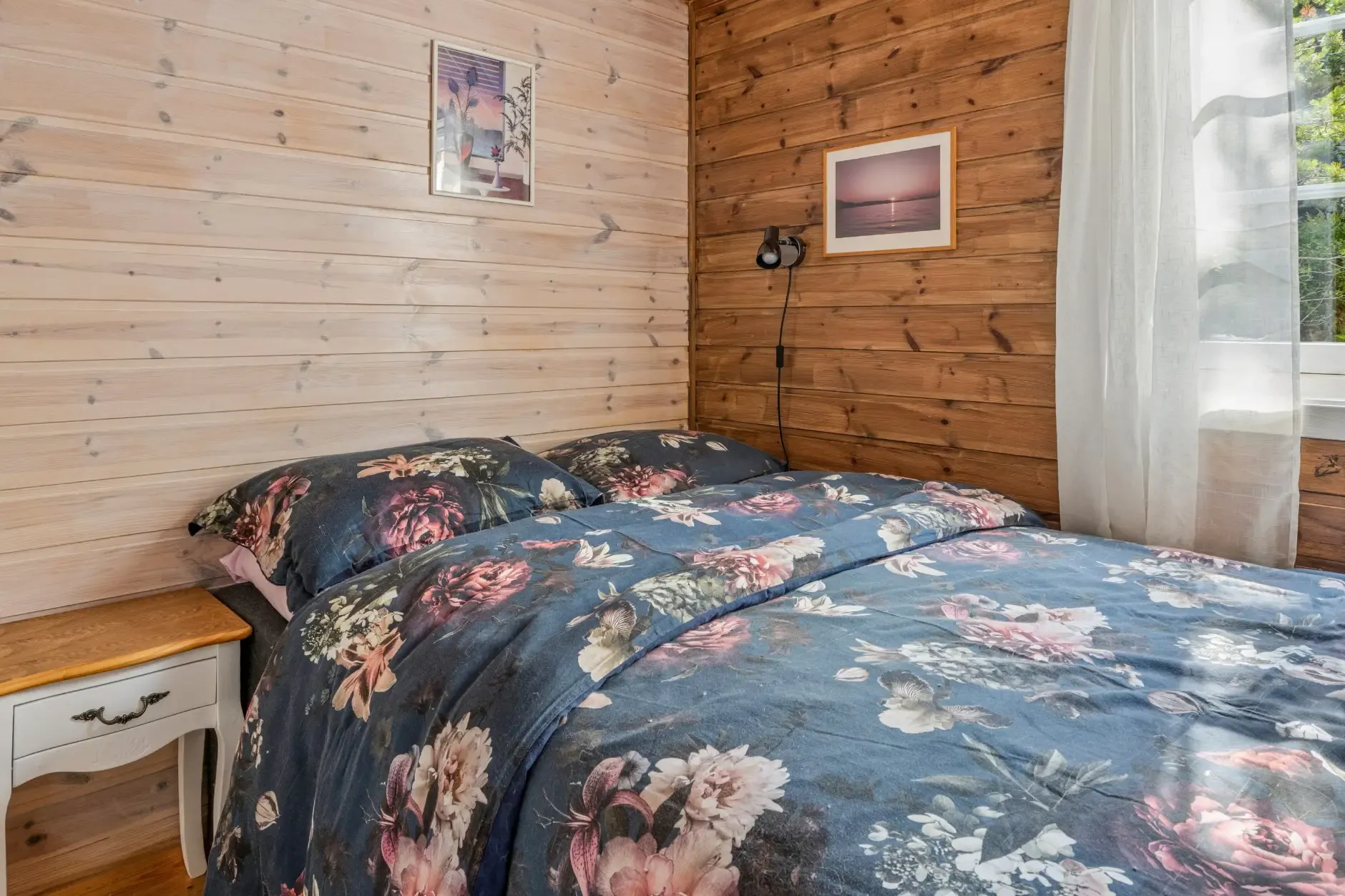 Modern 2-Bedroom Cabin with Expansive Terrace in Scenic Namsos, Norway - View image 26 of 33