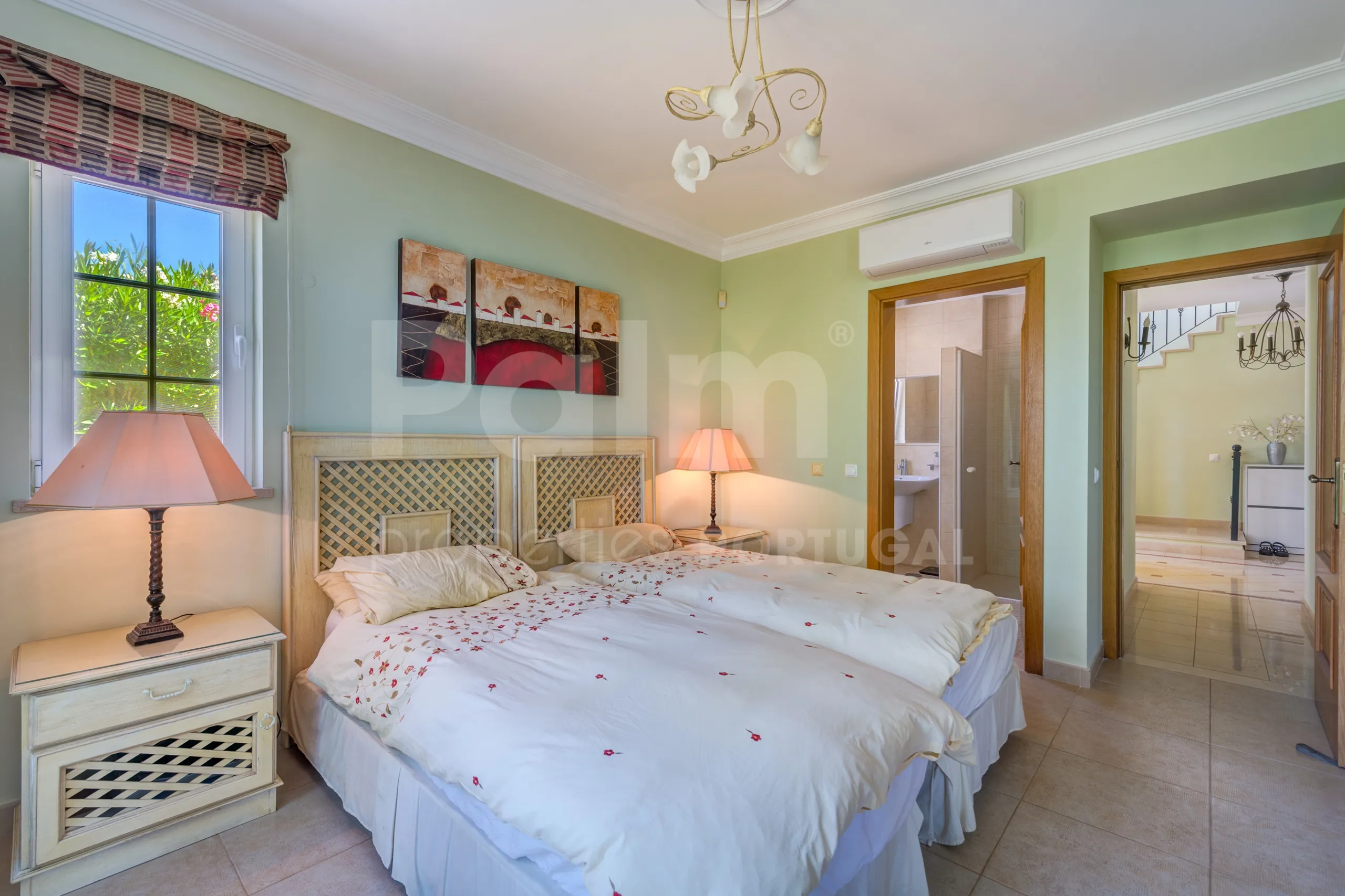 Stylish Algarve Villa with Heated Pool and Sea Views in Presa da Moura - View image 18 of 55