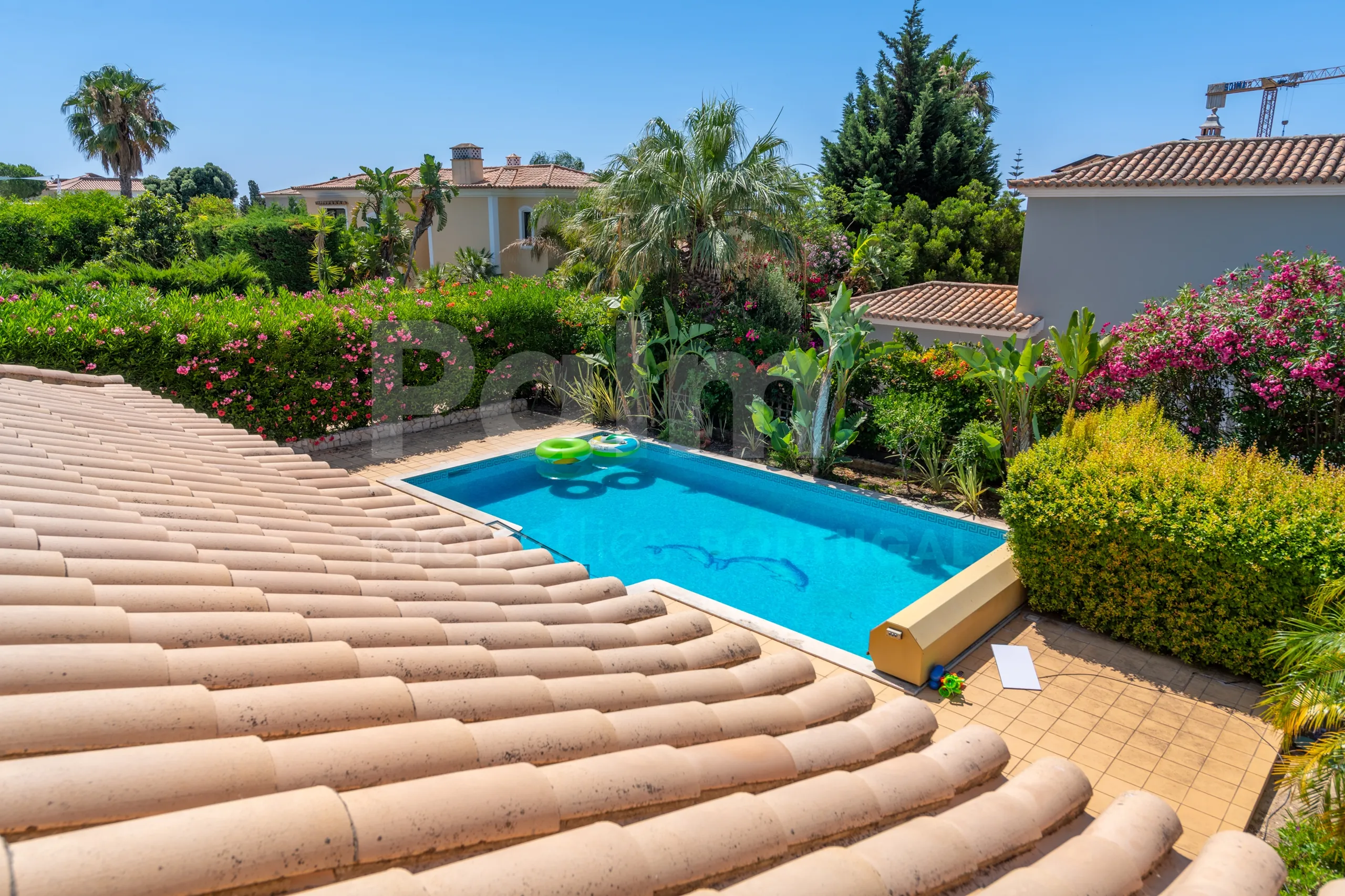 Stylish Algarve Villa with Heated Pool and Sea Views in Presa da Moura - View image 31 of 55