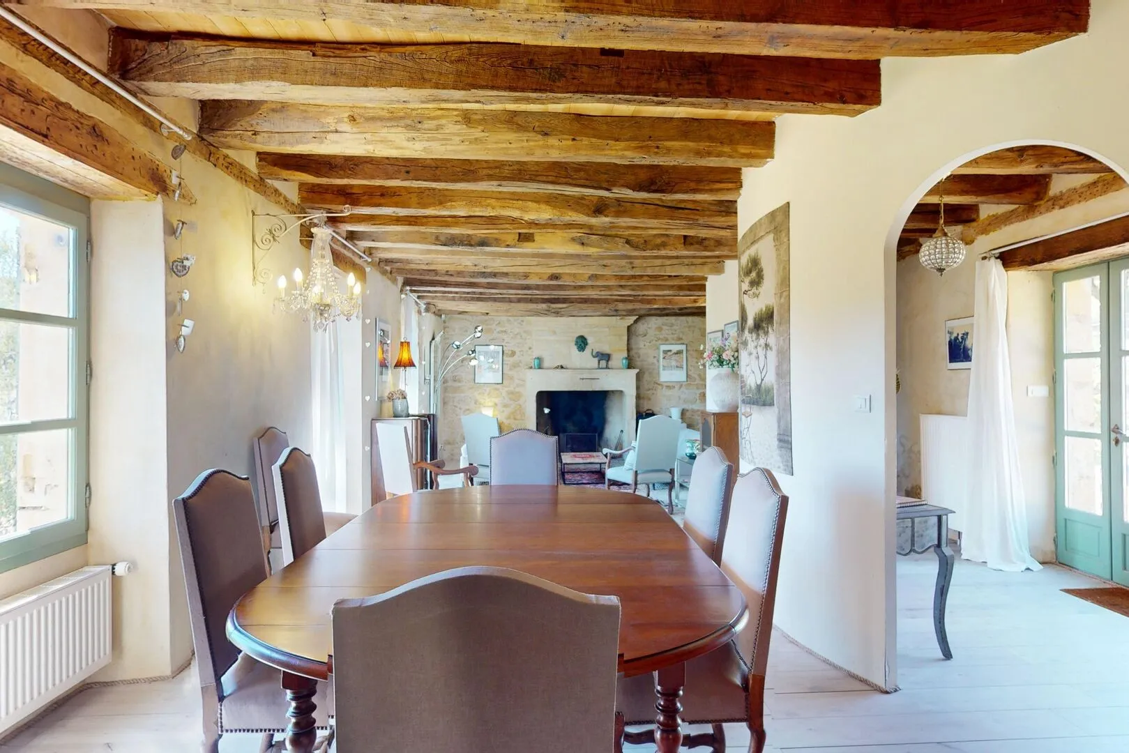 4-Bedroom House with Expansive Garden and Stone Barn in Sarlat-la-Canéda - View image 10 of 39