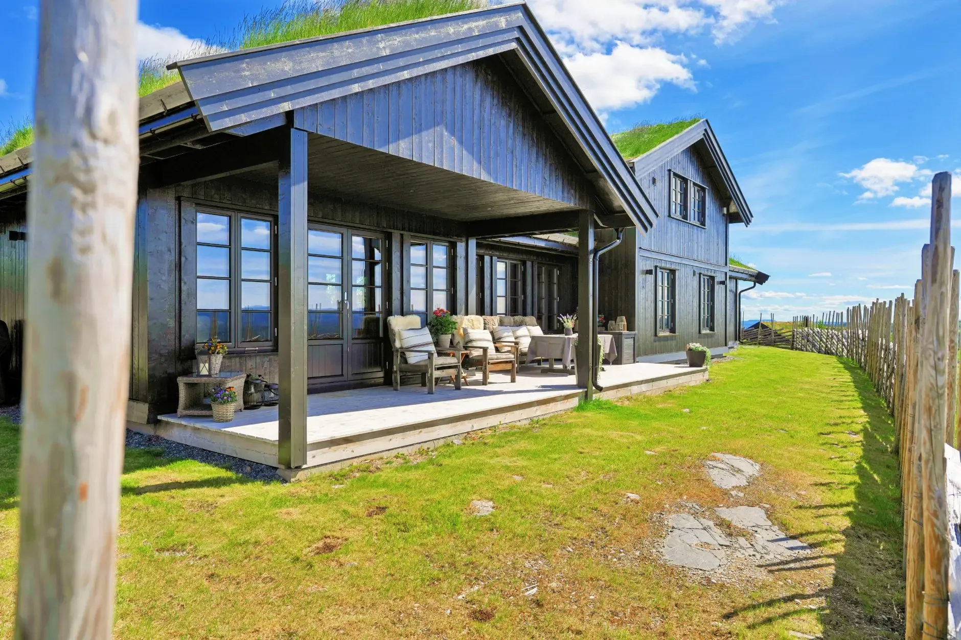Modern 5-Bedroom Country House in Bagn with Panoramic Views and Solar Benefits - View image 6 of 38