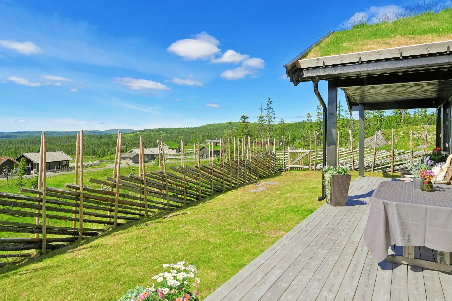 Modern 5-Bedroom Country House in Bagn with Panoramic Views and Solar Benefits - View image 8 of 38