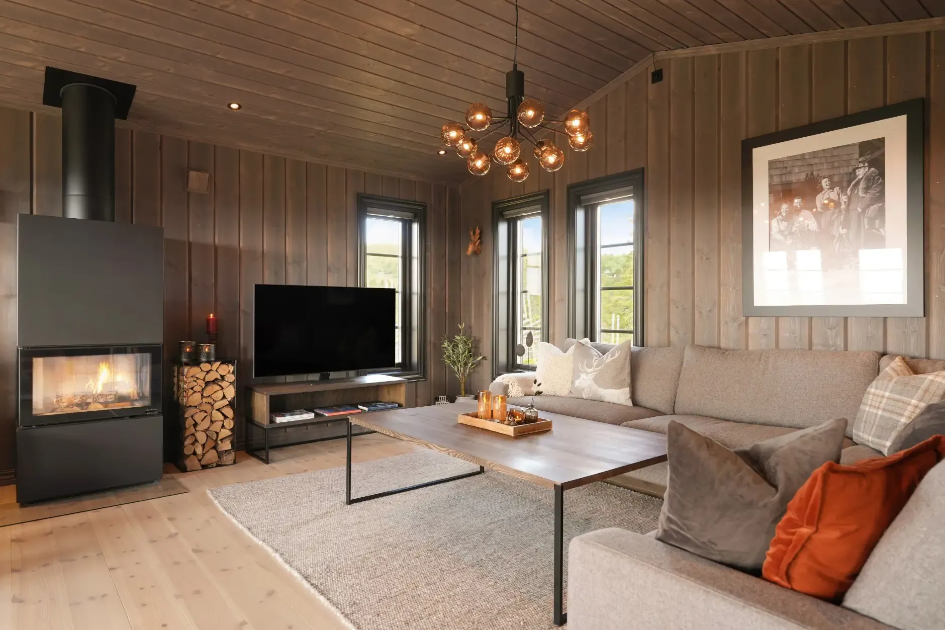Modern 5-Bedroom Country House in Bagn with Panoramic Views and Solar Benefits - View image 16 of 38