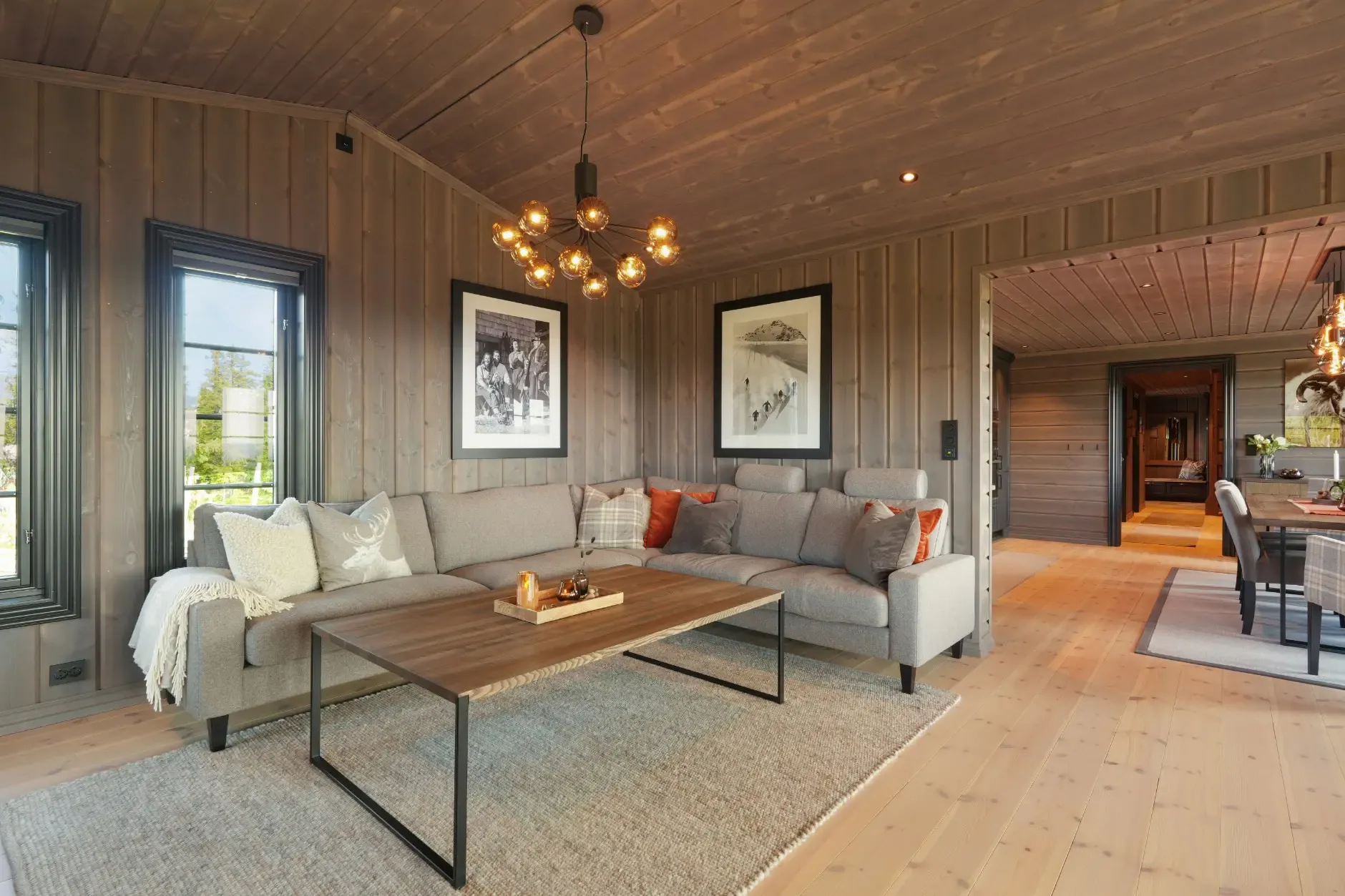 Modern 5-Bedroom Country House in Bagn with Panoramic Views and Solar Benefits - View image 17 of 38