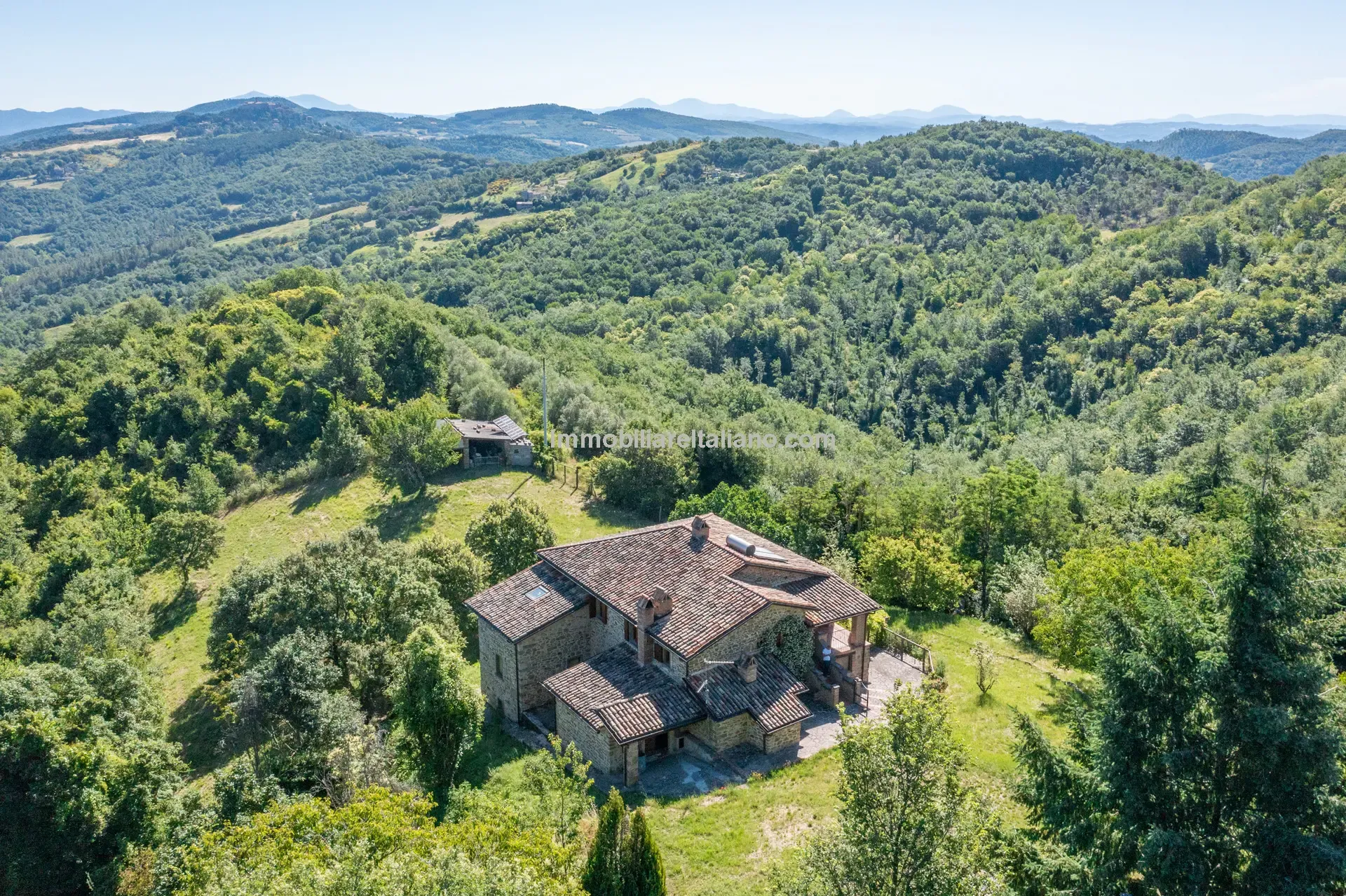 Stone Farmhouse with Ruin and Olive Grove in Umbria's Tiber Valley - Image 3