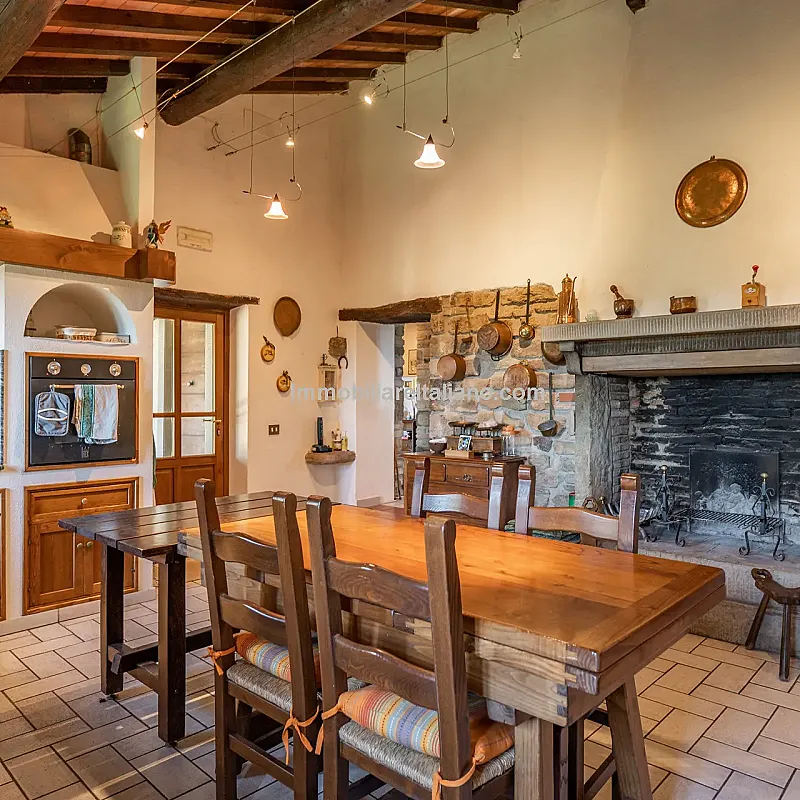 View image 32
