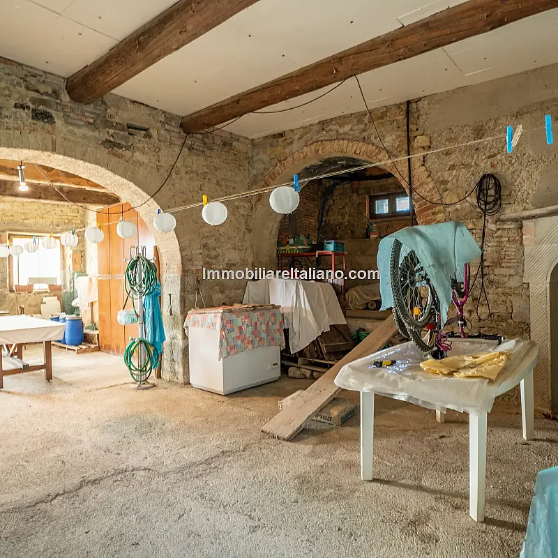 View image 50