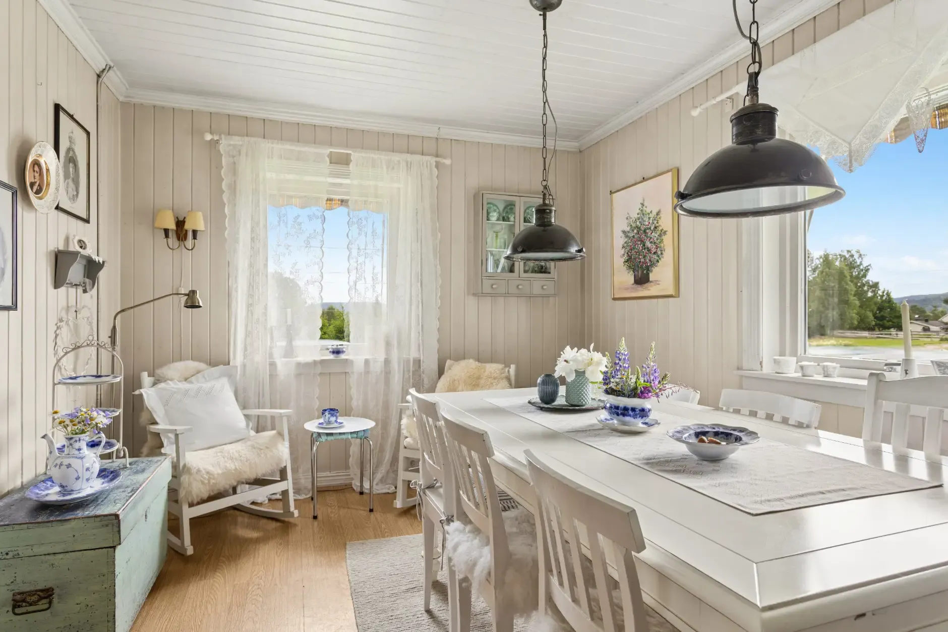 1920s Norwegian House with Expansive Grounds and Garden in Sagstua - View image 12 of 37