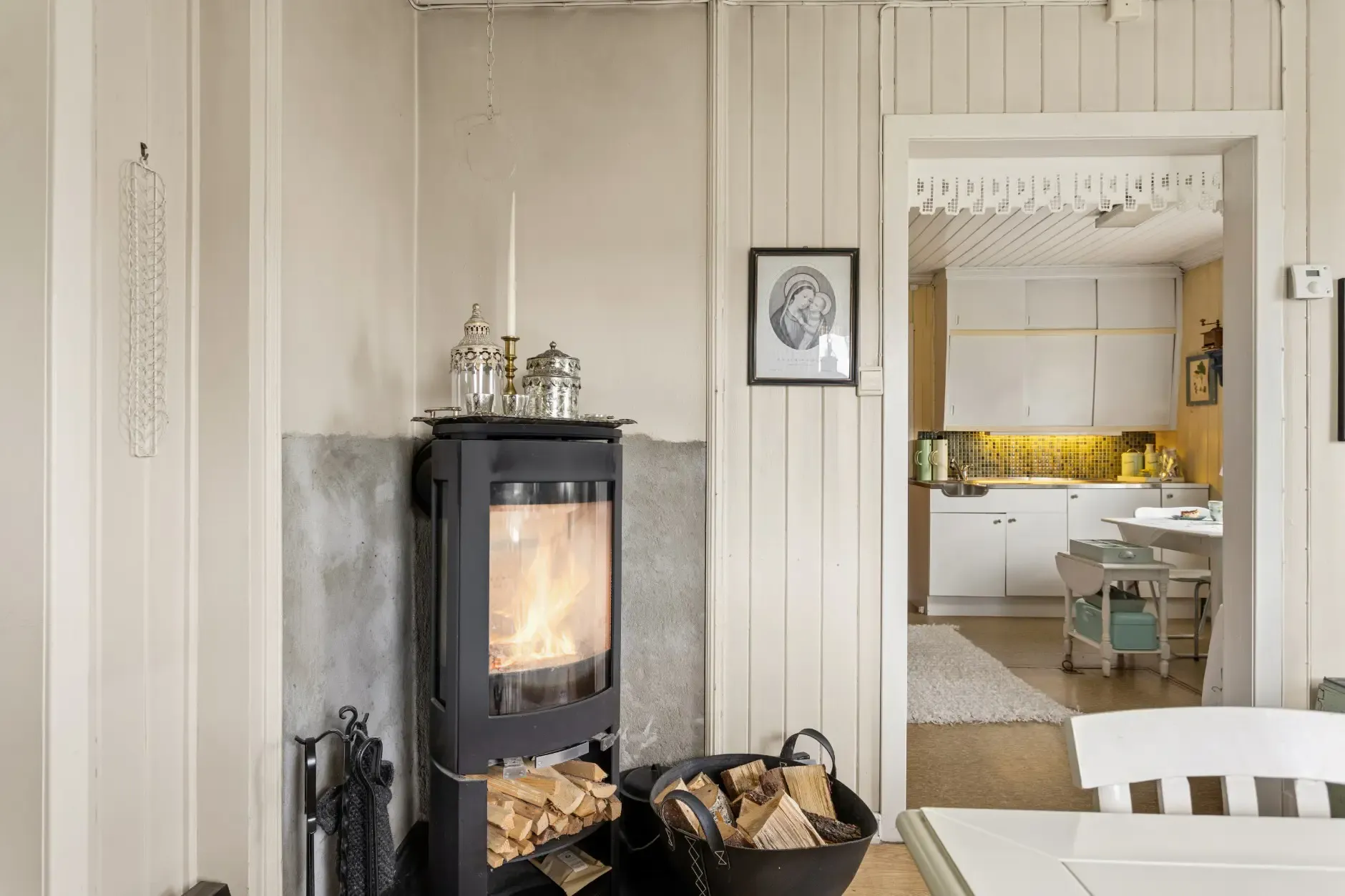 1920s Norwegian House with Expansive Grounds and Garden in Sagstua - View image 13 of 37