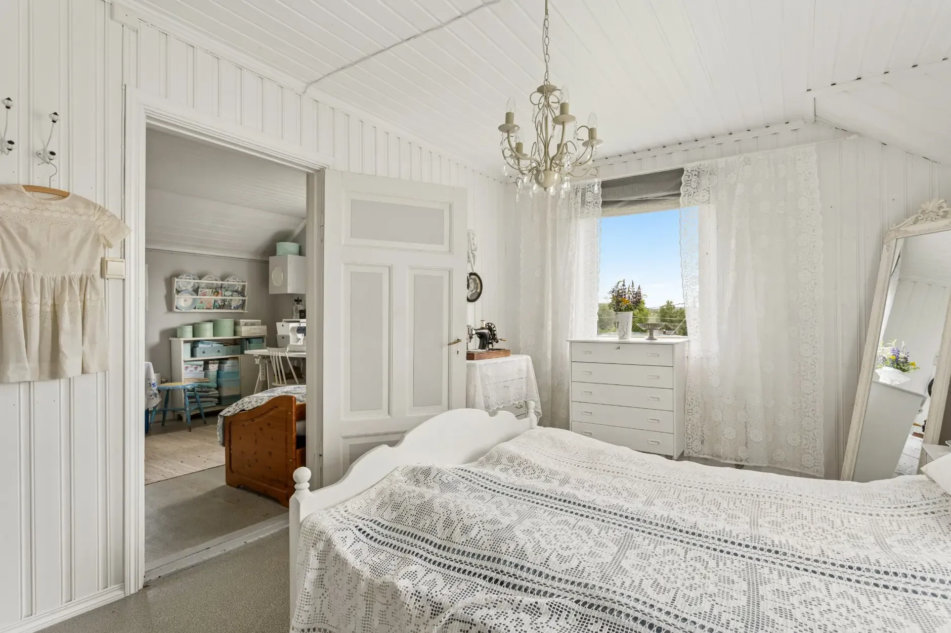 1920s Norwegian House with Expansive Grounds and Garden in Sagstua - View image 26 of 37